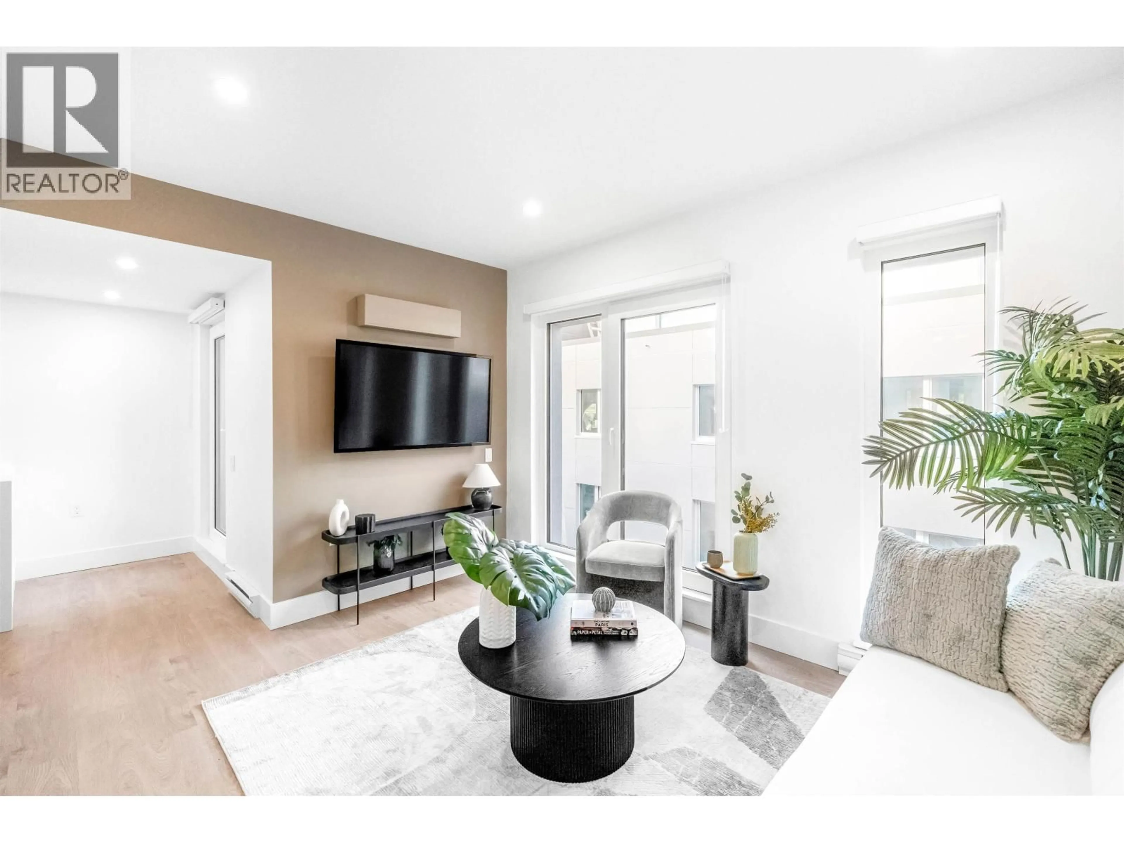 Living room with furniture, unknown for 2069 1ST AVENUE, Vancouver British Columbia V5N1B6