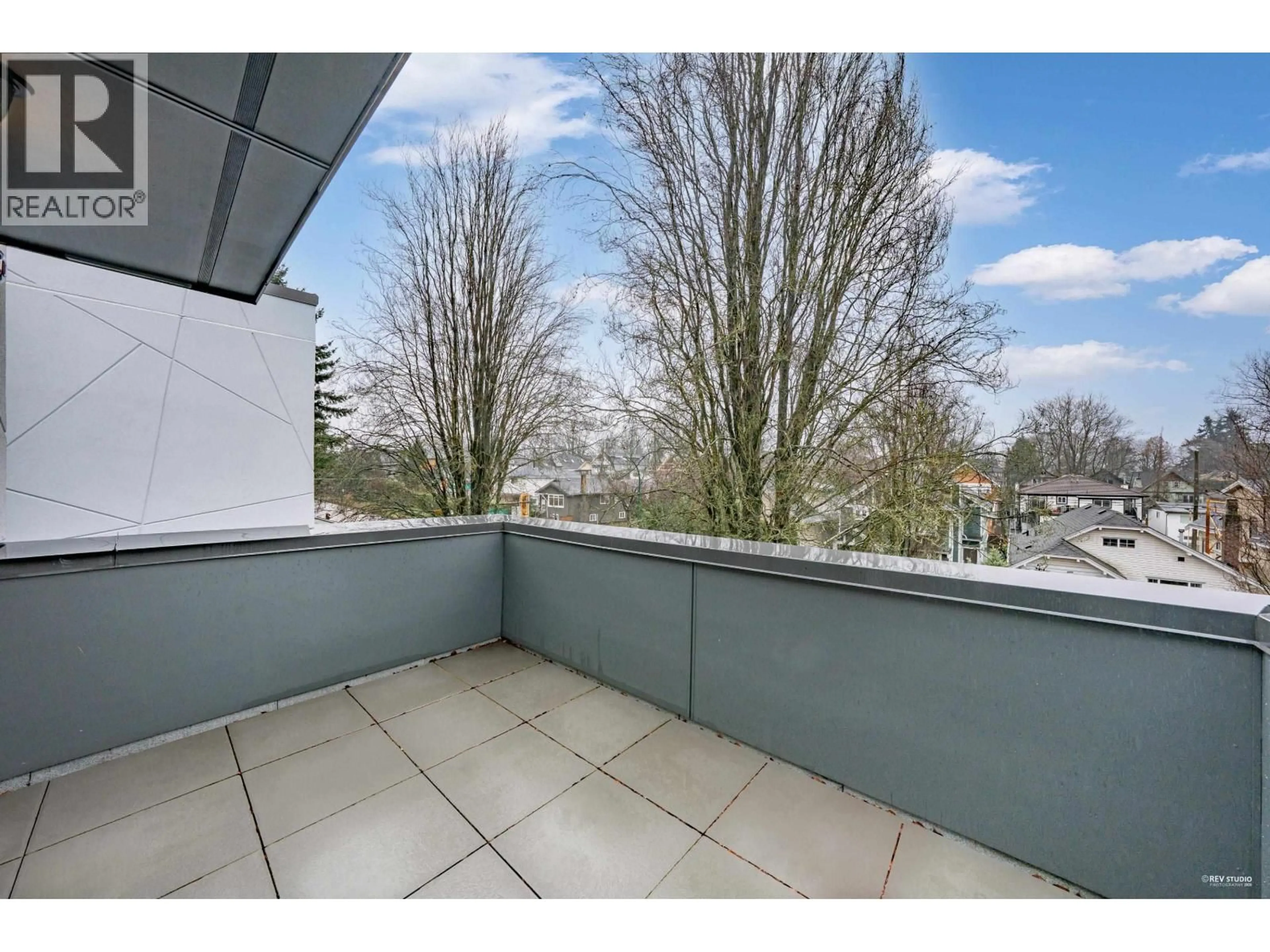 Balcony in the apartment, unknown for 2071 1ST AVENUE, Vancouver British Columbia V5N1B6