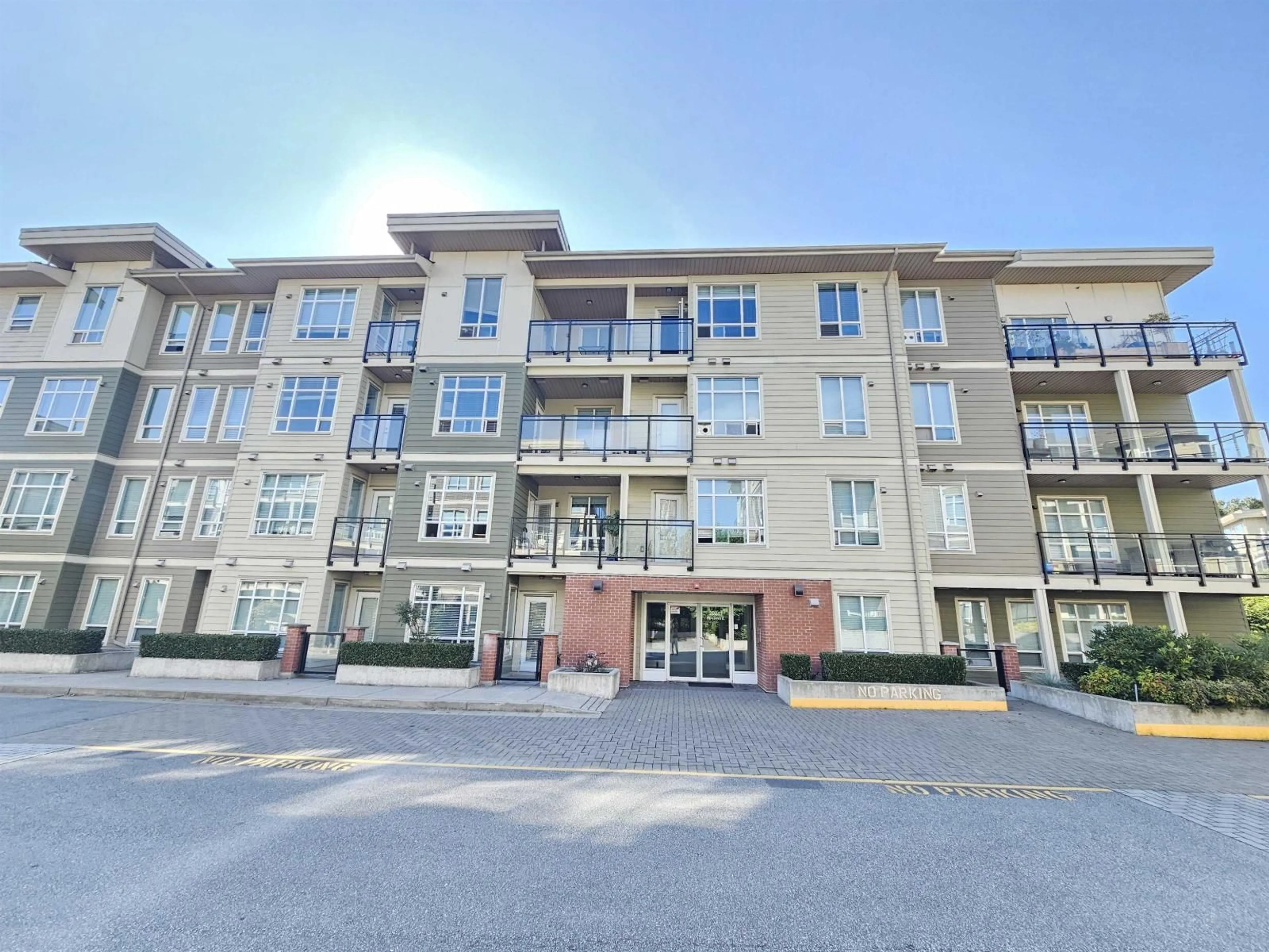 Unknown for E208 - 20211 66 AVENUE, Langley British Columbia V2Y0L4