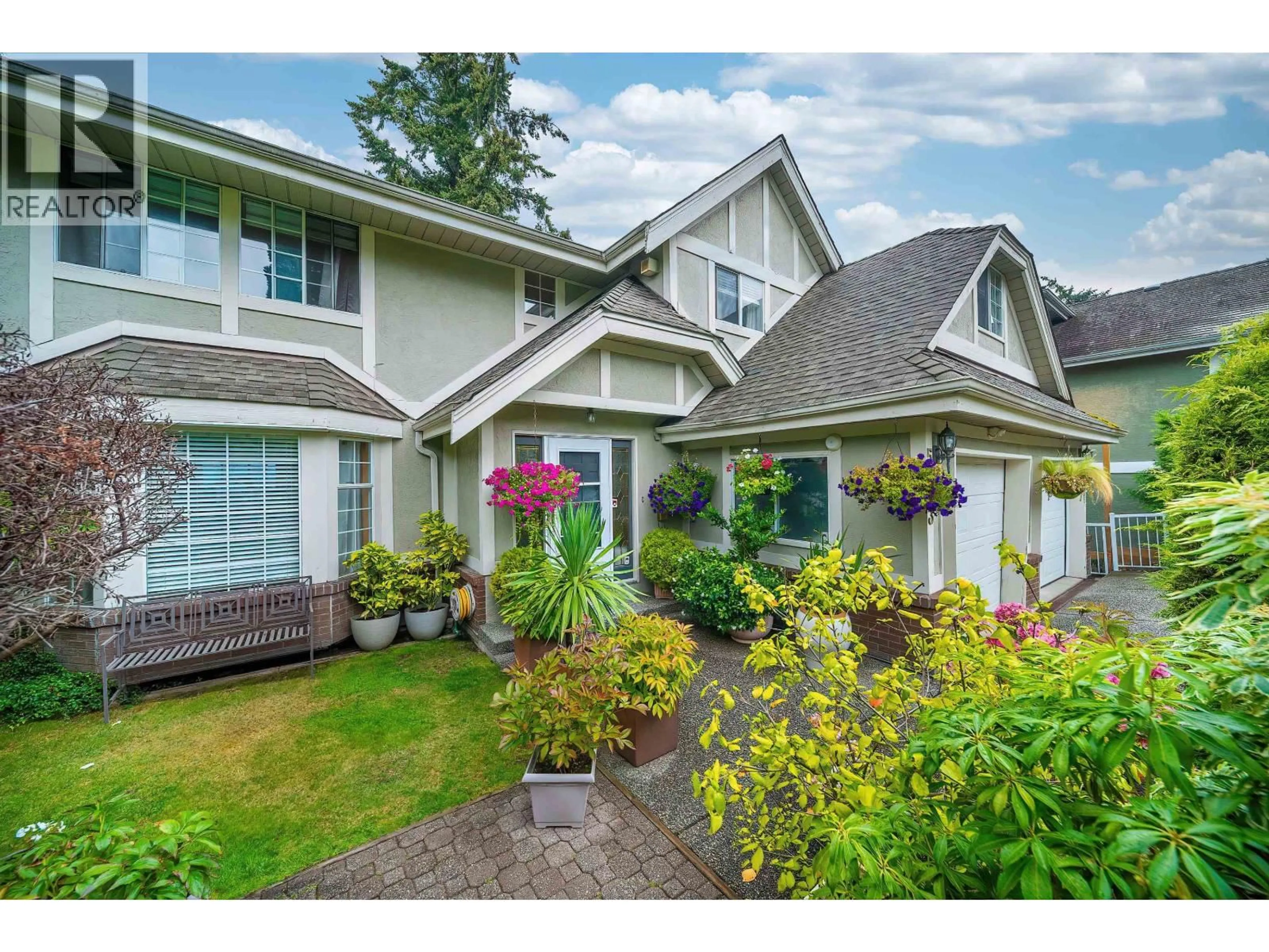 Home with vinyl exterior material, unknown for 5343 MONTE BRE CRESCENT, West Vancouver British Columbia V7W3A7