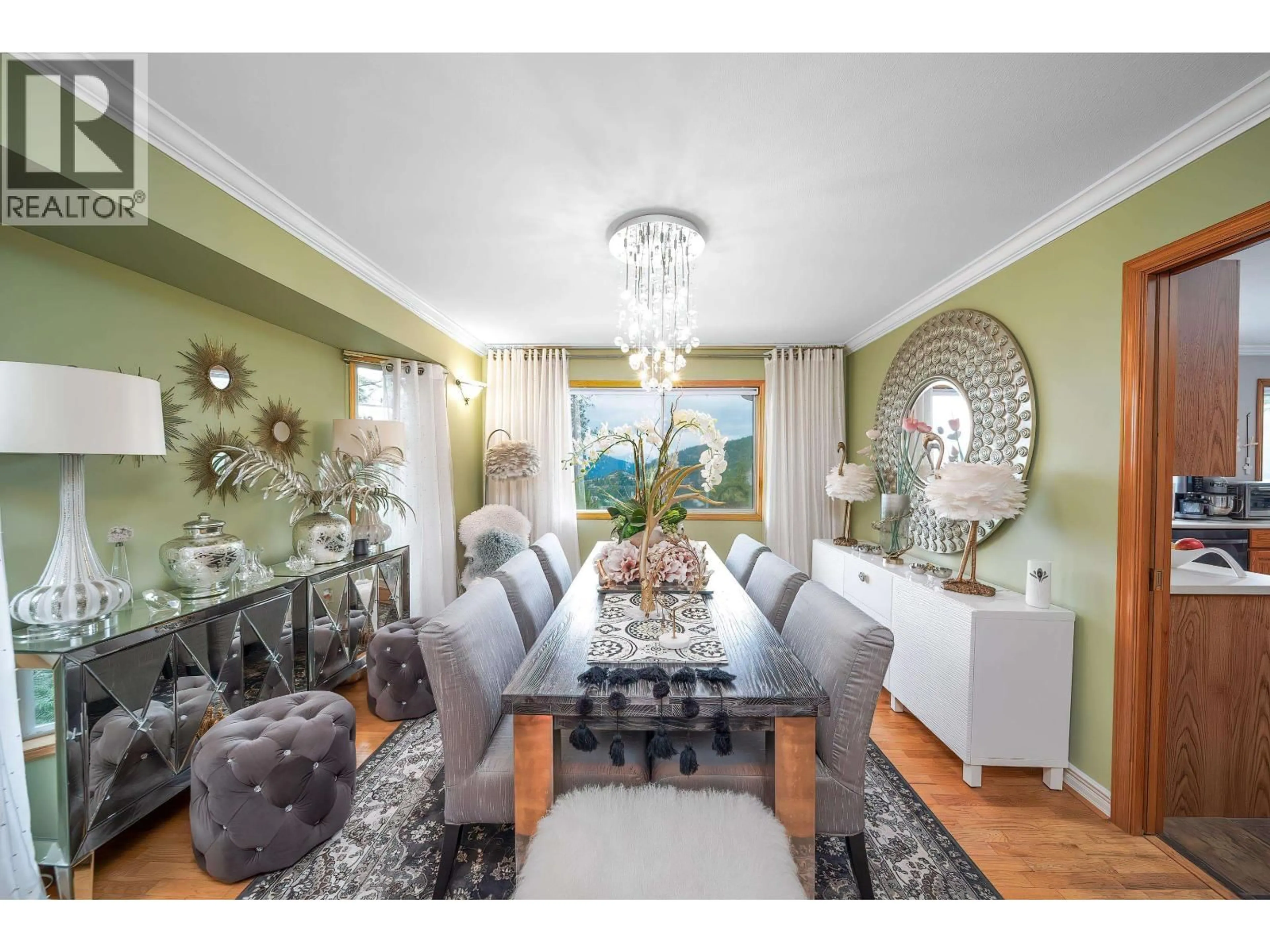 Dining room, unknown for 5343 MONTE BRE CRESCENT, West Vancouver British Columbia V7W3A7
