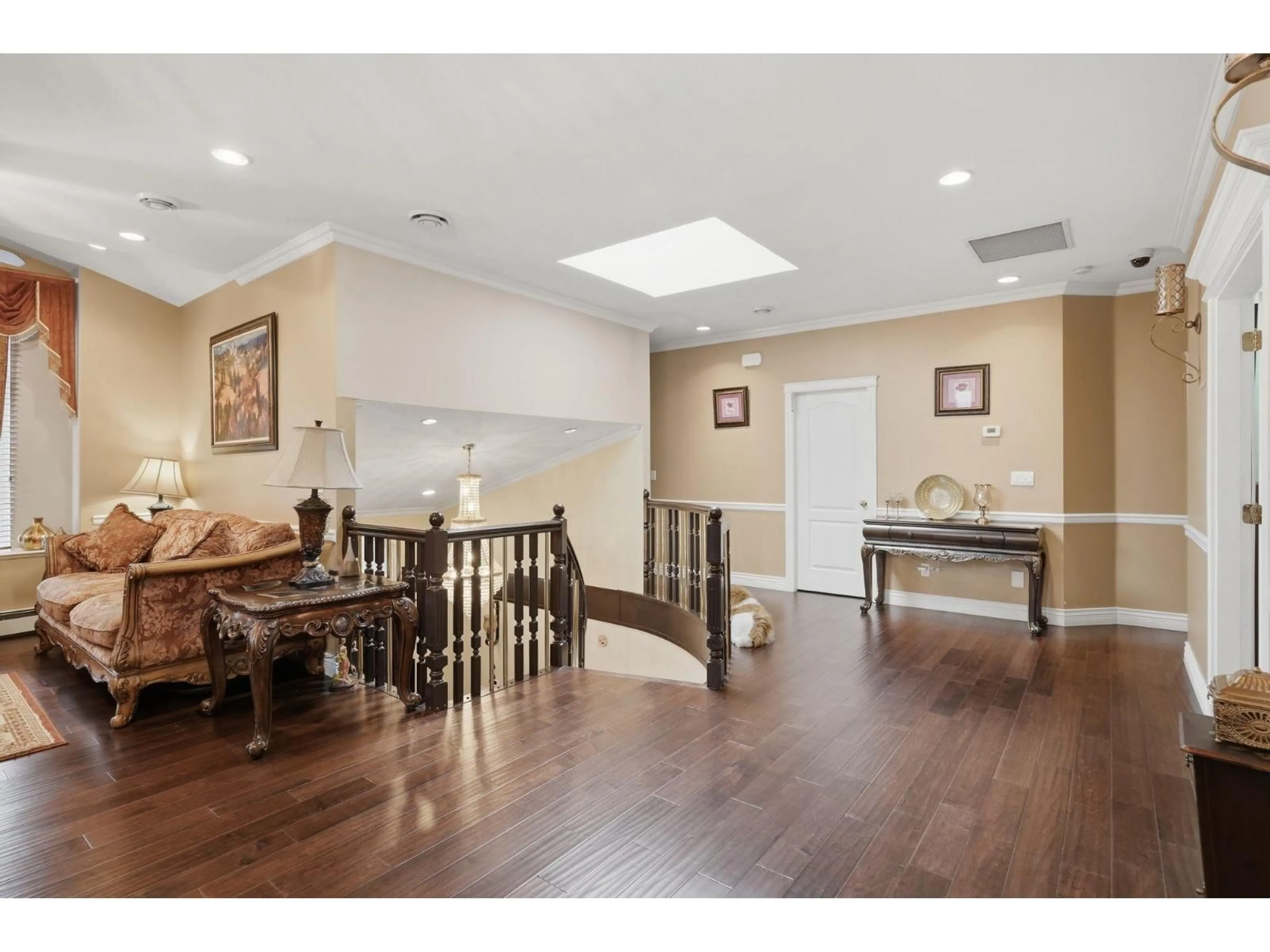 Indoor foyer for 7836 127 STREET, Surrey British Columbia V3W4B3