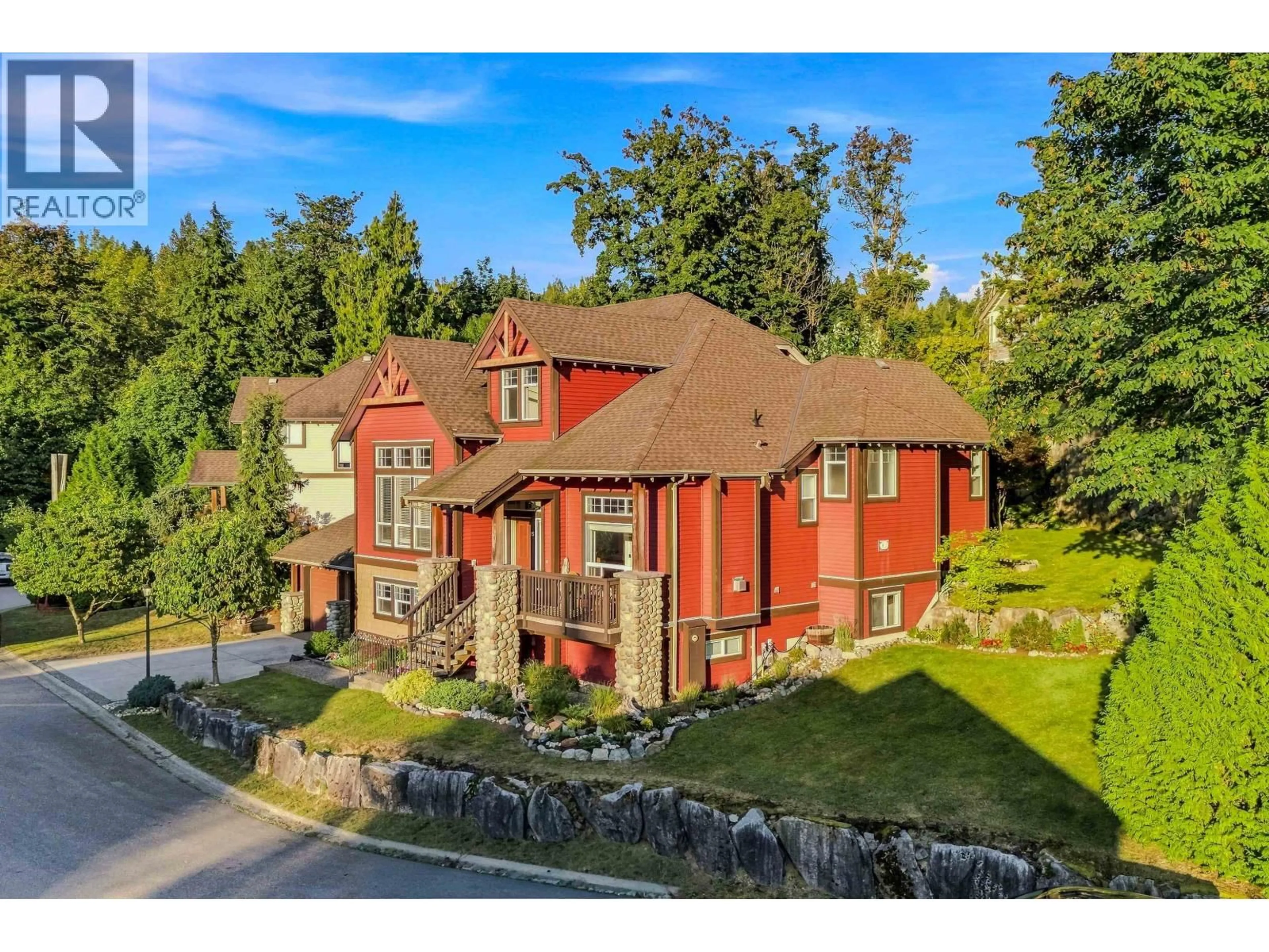 A pic from outside/outdoor area/front of a property/back of a property/a pic from drone, unknown for 15 - 13887 DOCKSTEADER LOOP, Maple Ridge British Columbia V4R0A2
