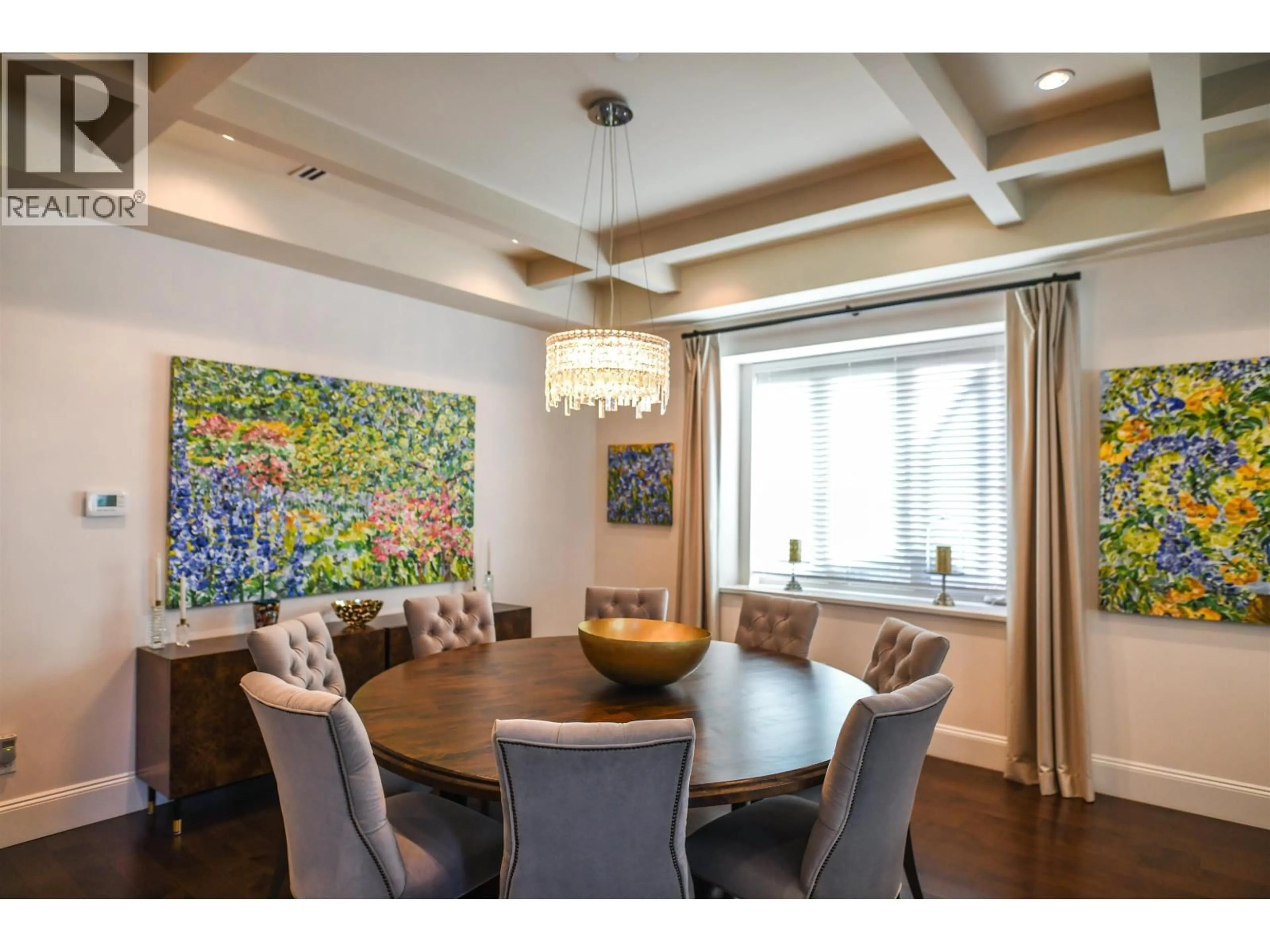 Dining room, wood/laminate floor for 3085 49 AVENUE, Vancouver British Columbia V6N0B5