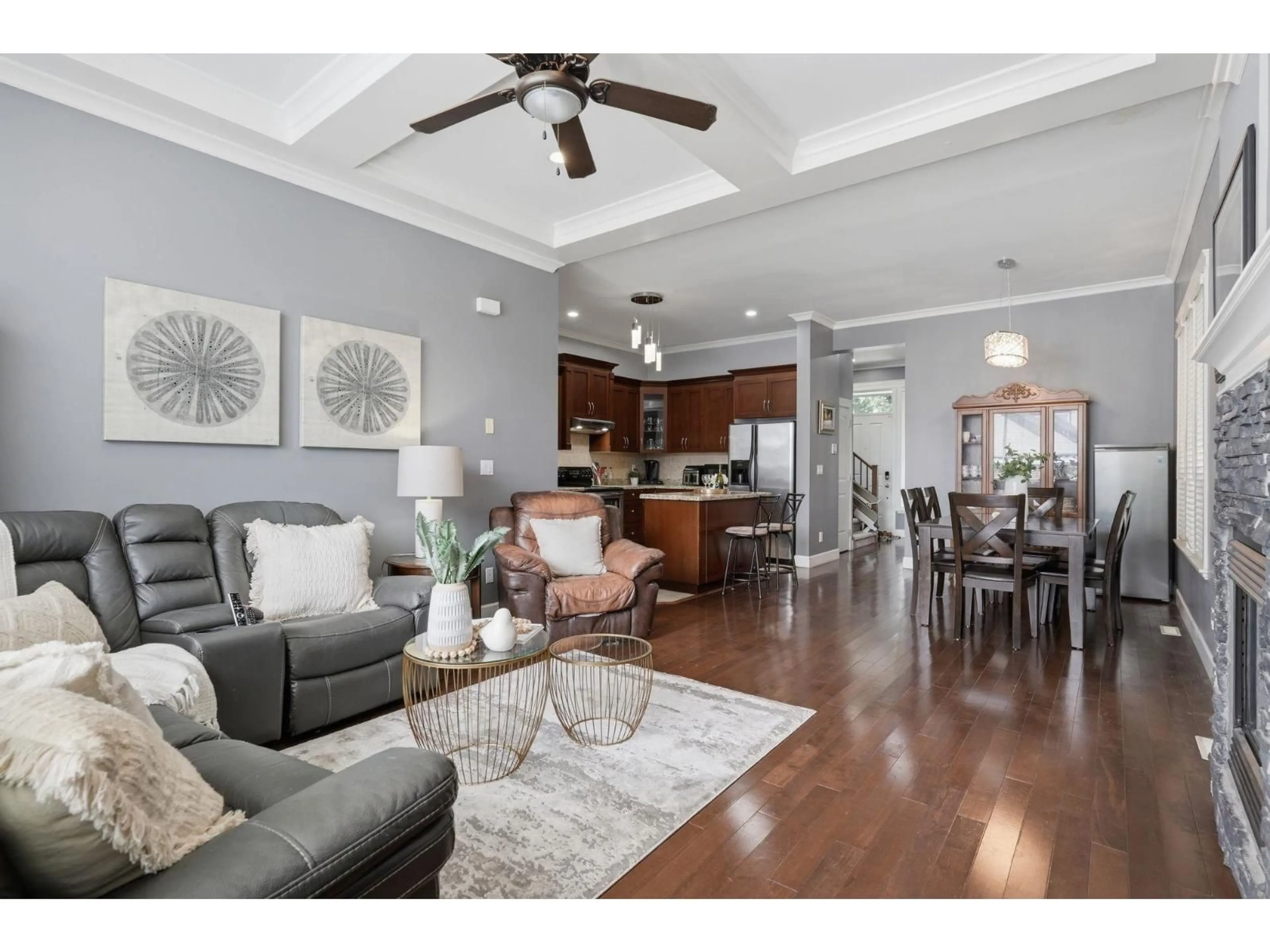 Living room with furniture, unknown for 6814 192 STREET, Surrey British Columbia V4N0B5