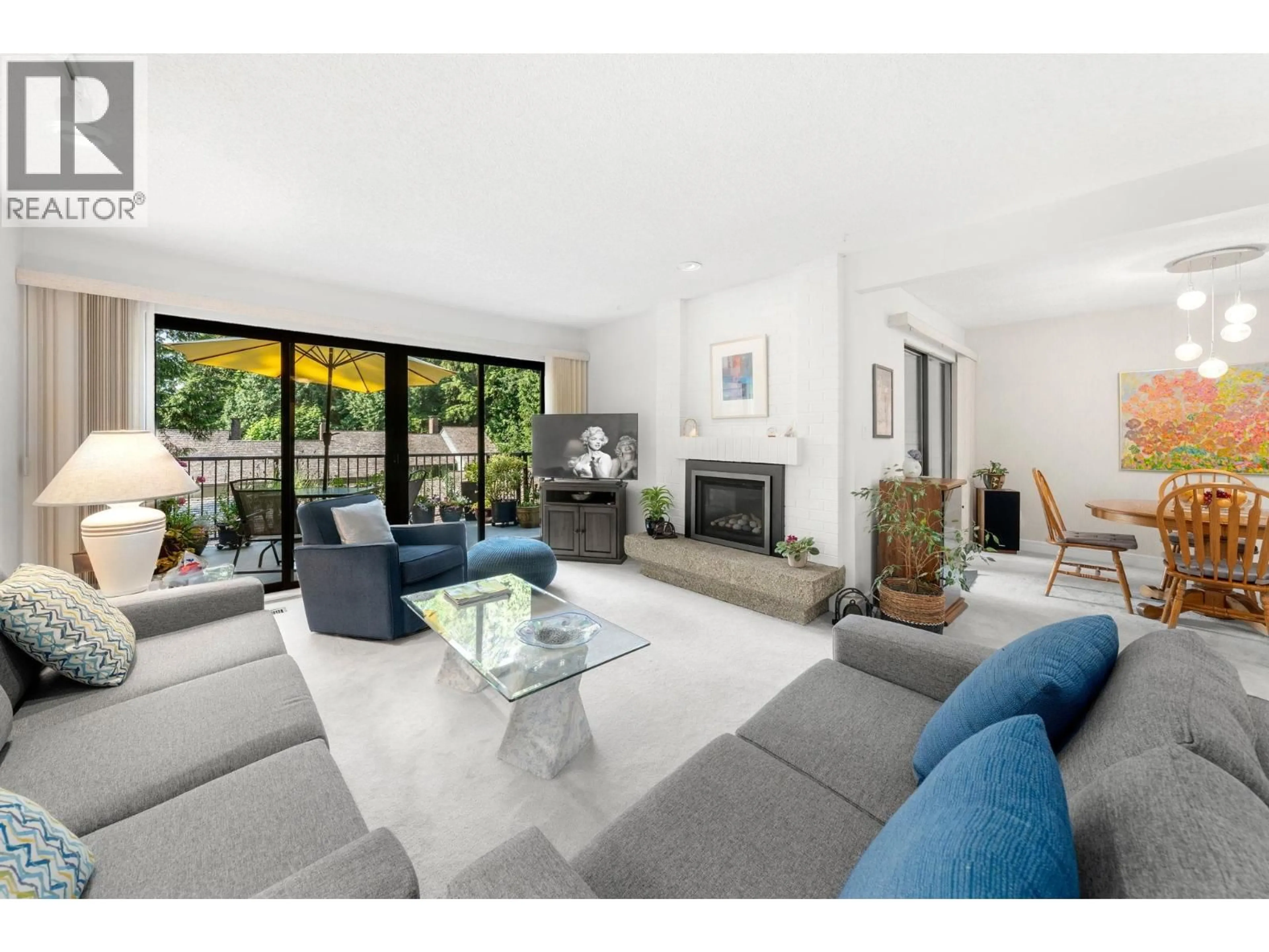 Living room with furniture, unknown for 826 FREDERICK ROAD, North Vancouver British Columbia V7K2Y3