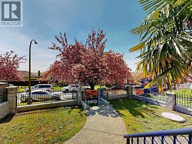 919 64TH AVENUE, Vancouver 3
