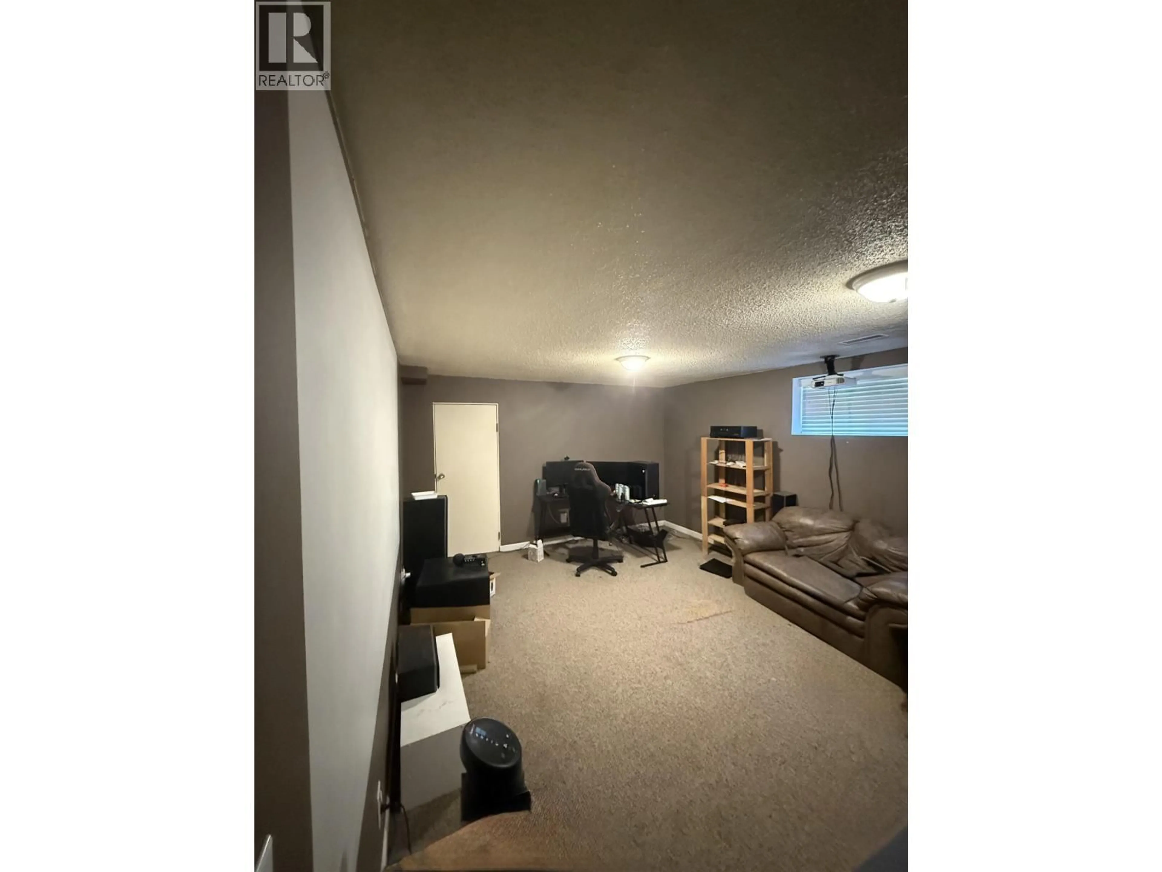 A pic of a room for 454 8TH AVENUE, Burns Lake British Columbia V0J1E0