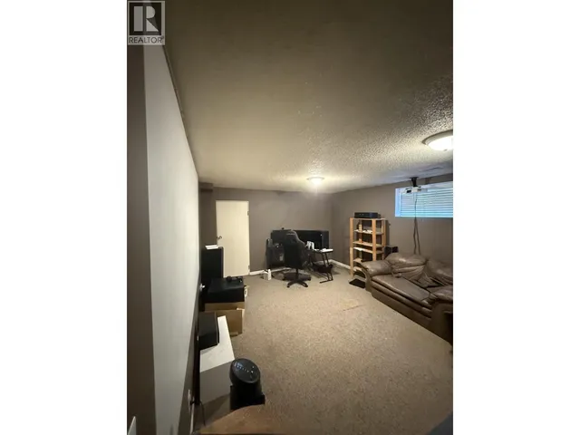 454 8TH AVENUE, Burns Lake 4