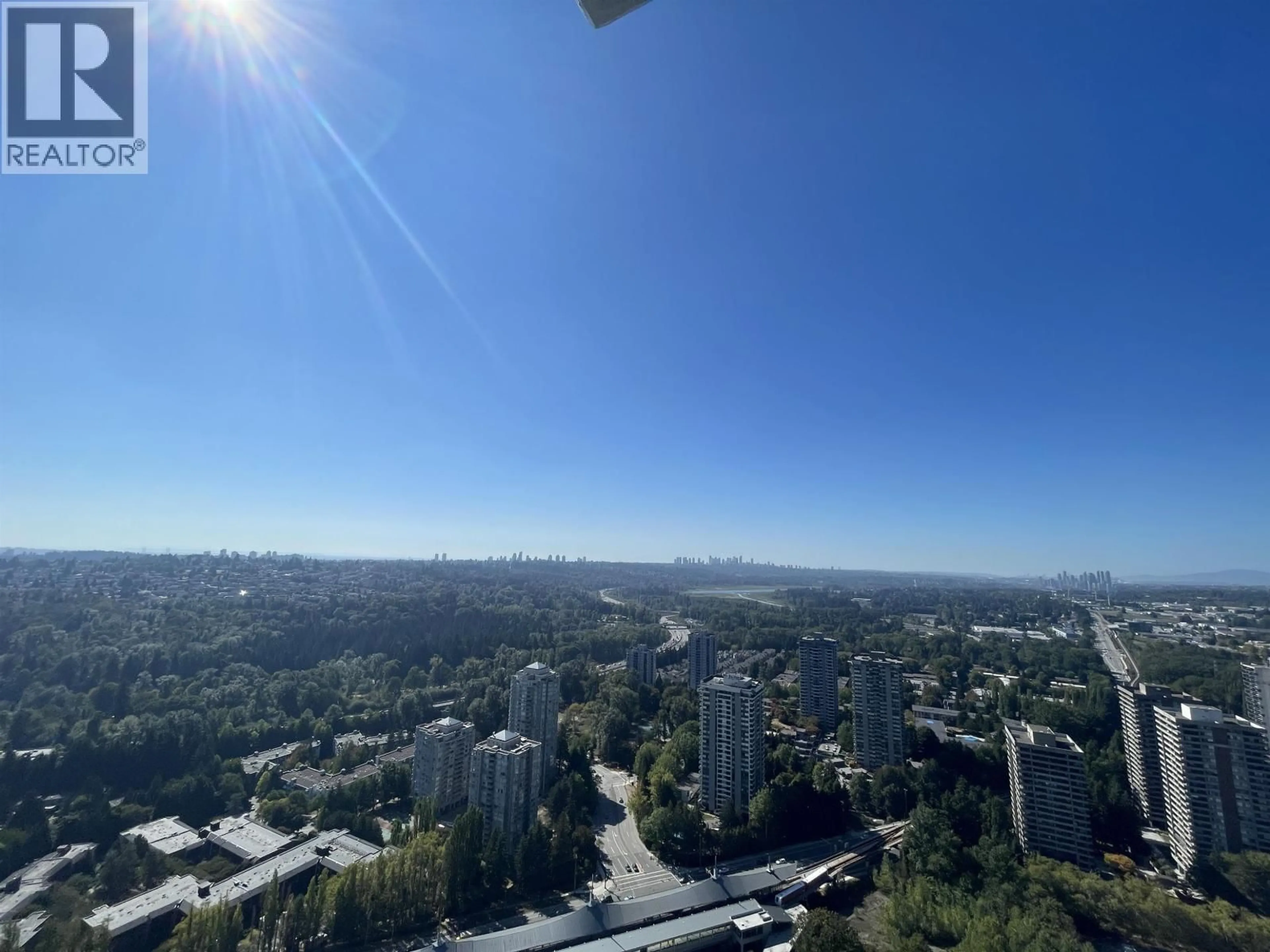 A pic from outside/outdoor area/front of a property/back of a property/a pic from drone, city buildings view from balcony for 3907 - 3833 EVERGREEN PLACE, Burnaby British Columbia V3J0M2