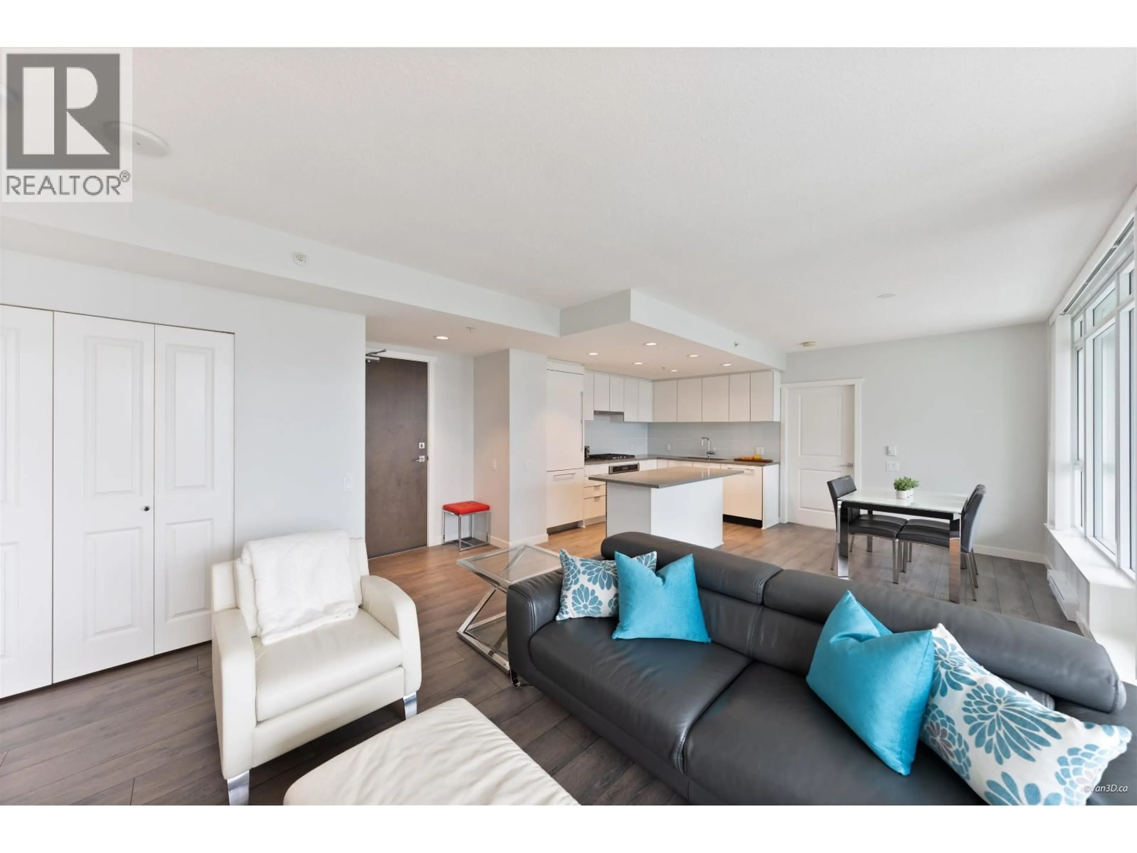 Living room with furniture, unknown for 3207 - 2388 MADISON AVENUE, Burnaby British Columbia V5C0K8