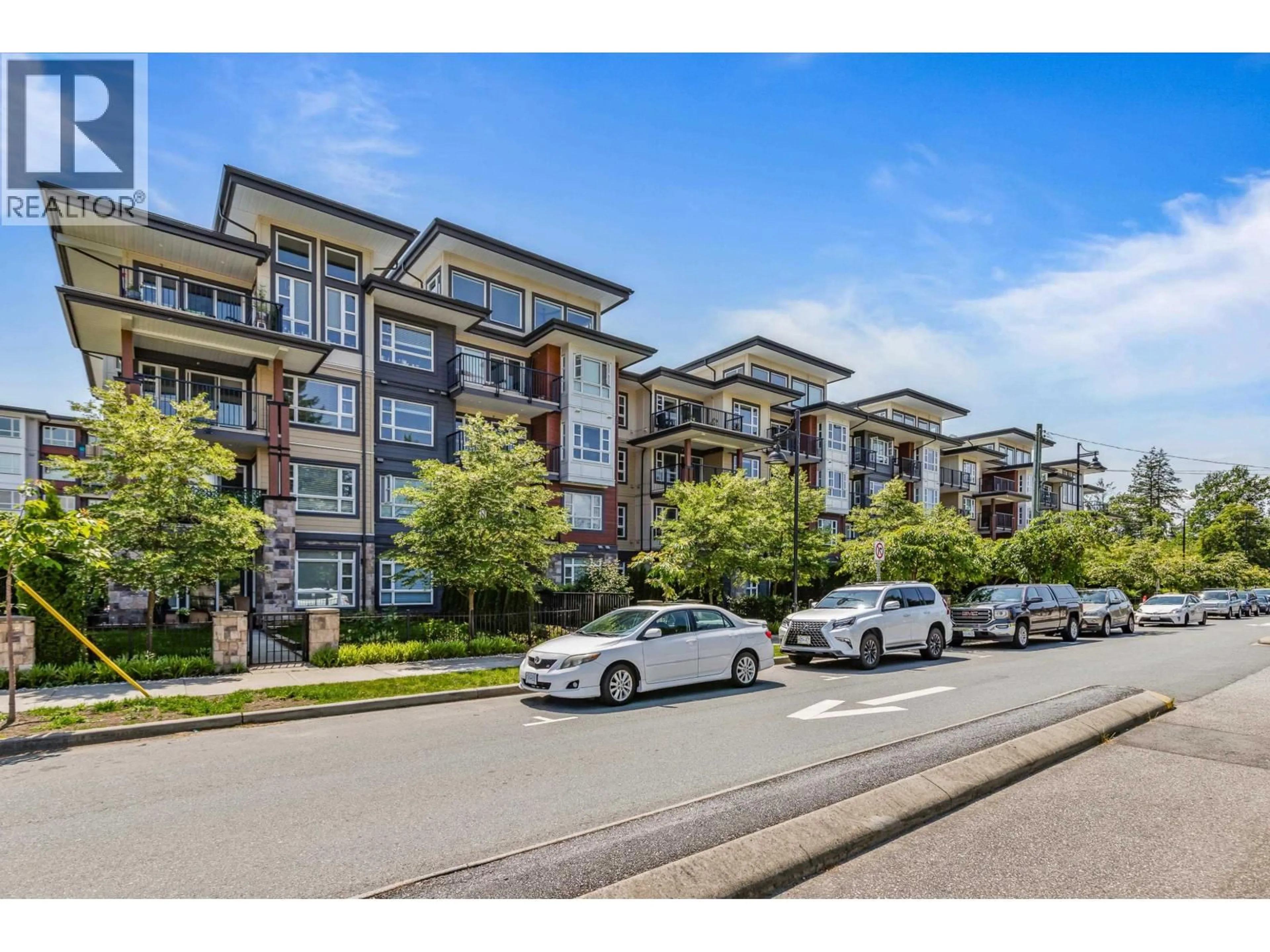 A pic from outside/outdoor area/front of a property/back of a property/a pic from drone, unknown for 311 - 22562 121 AVENUE, Maple Ridge British Columbia V2X3Y8