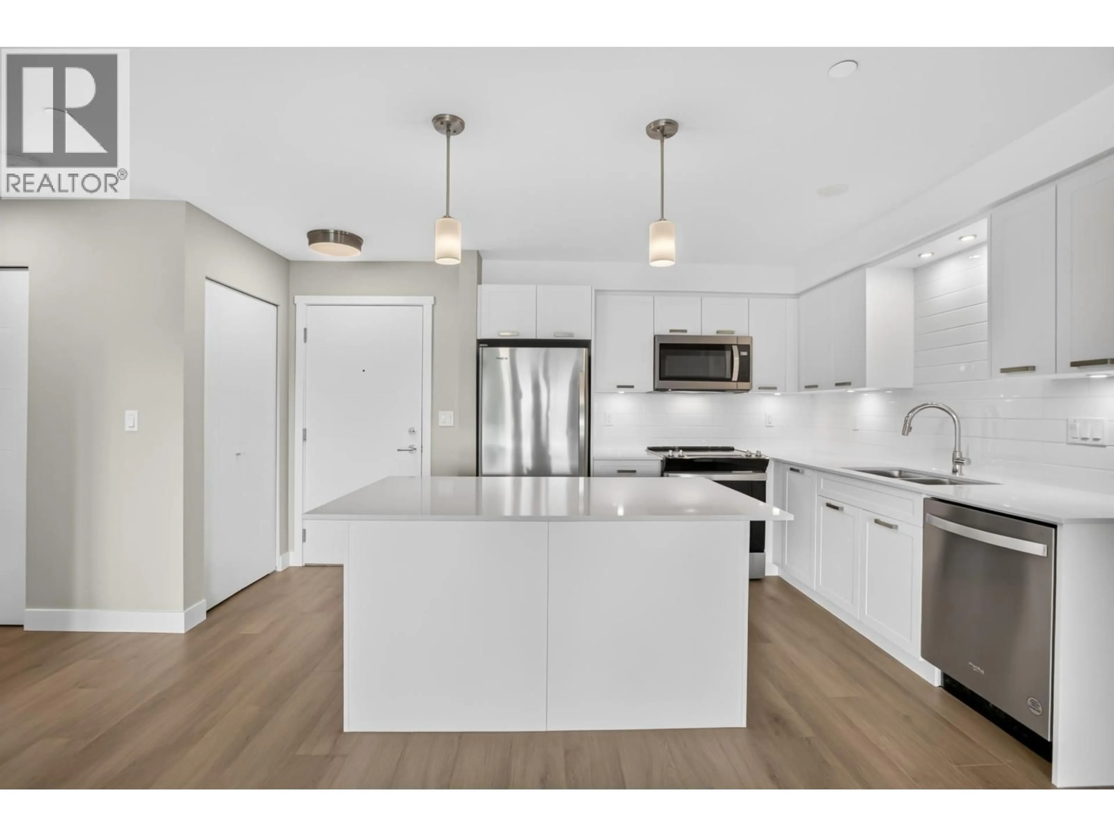 Open concept kitchen, unknown for 311 - 22562 121 AVENUE, Maple Ridge British Columbia V2X3Y8