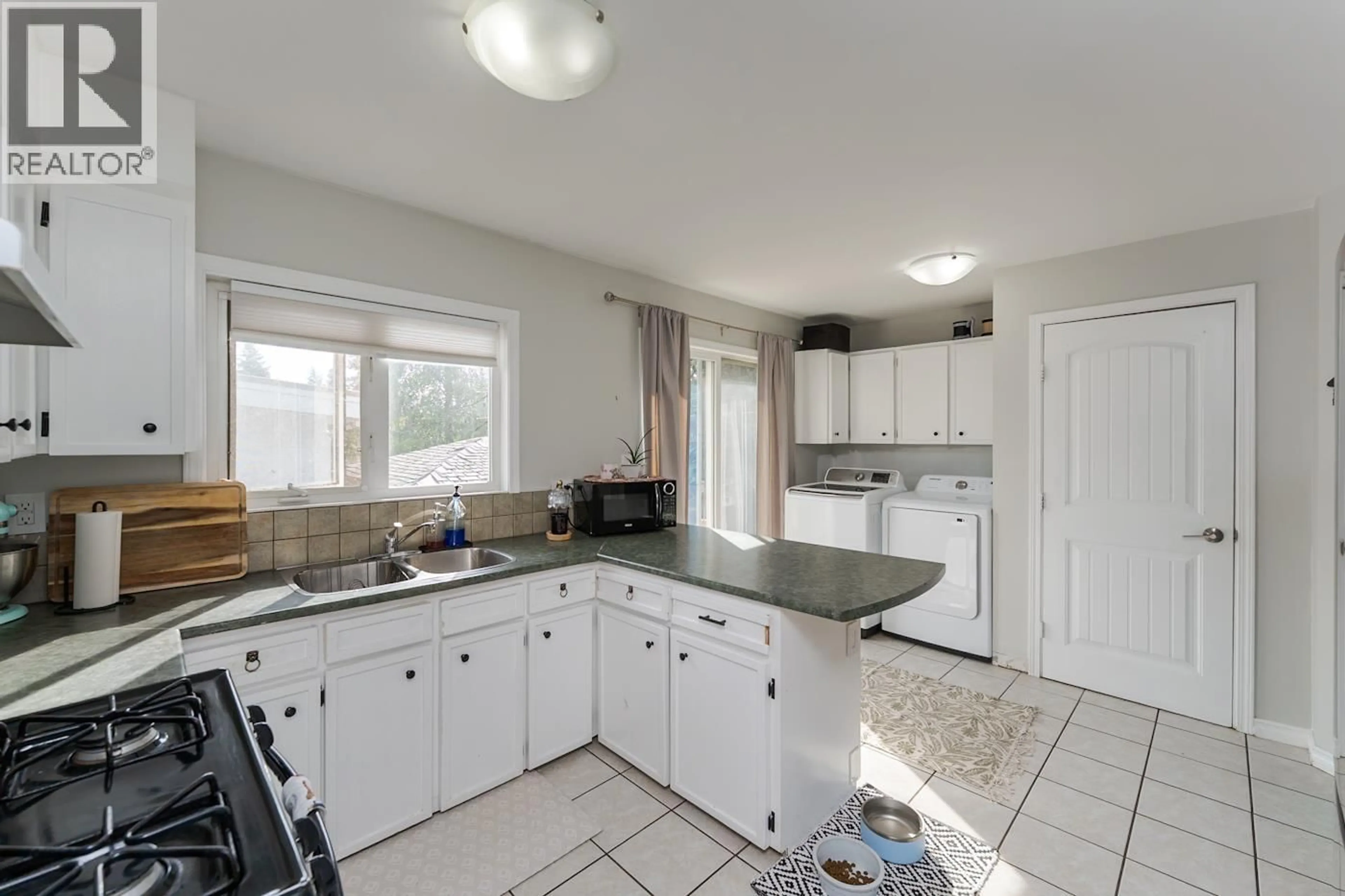 Unknown for 203 WATSON CRESCENT, Prince George British Columbia V2L4P4