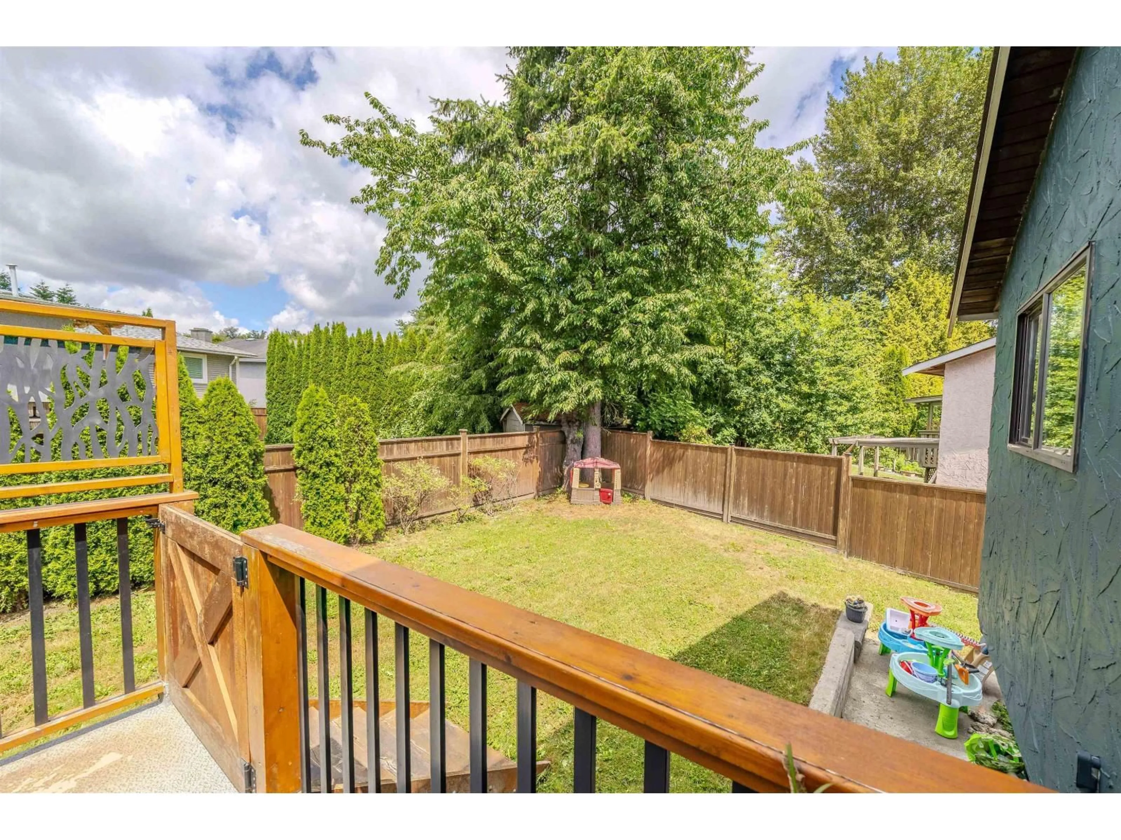 Patio, unknown for 2659 WILDWOOD DRIVE, Langley British Columbia V2Y1G2