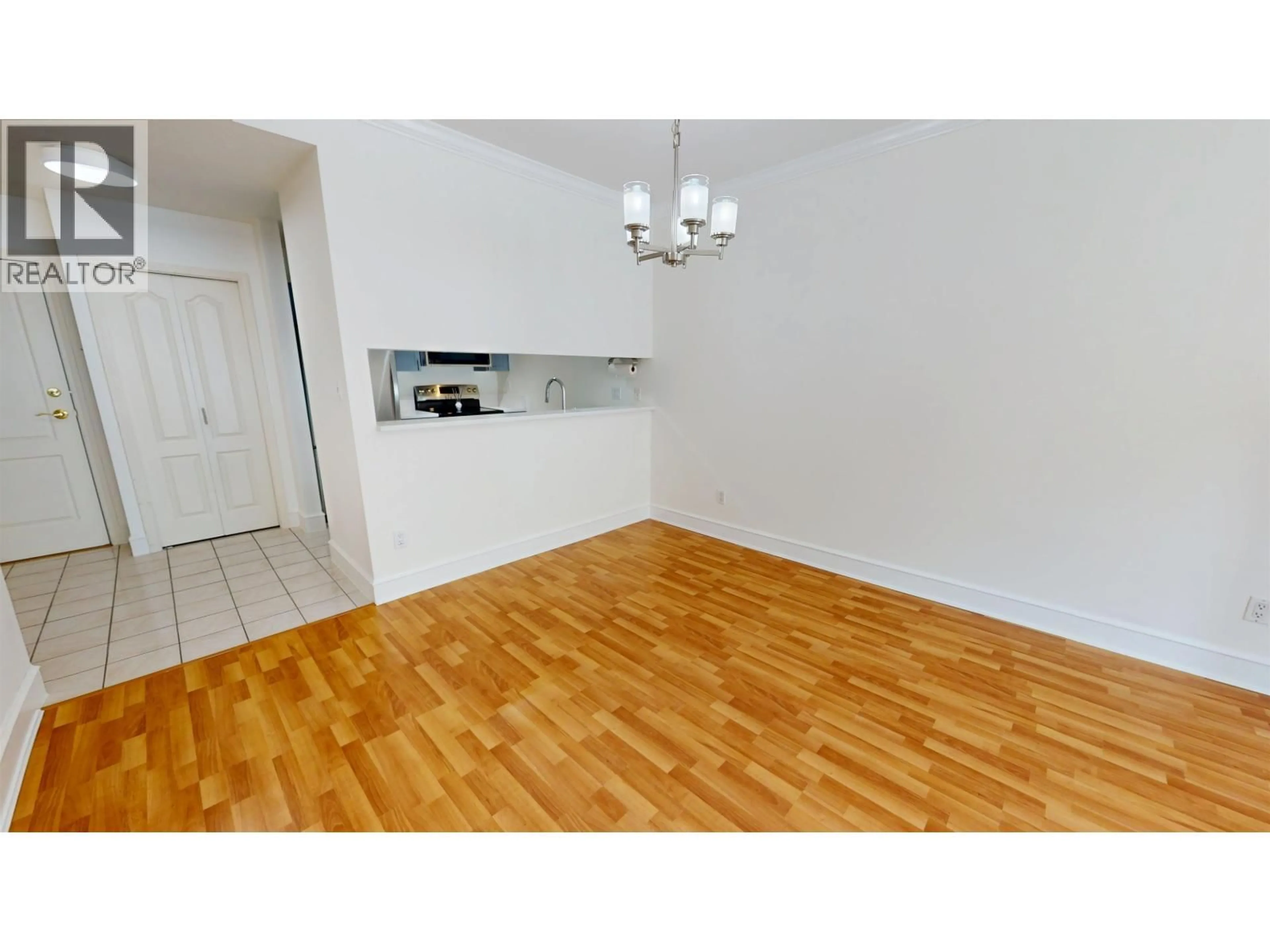 A pic of a room for 104 - 8680 LANSDOWNE ROAD, Richmond British Columbia V6X1B9