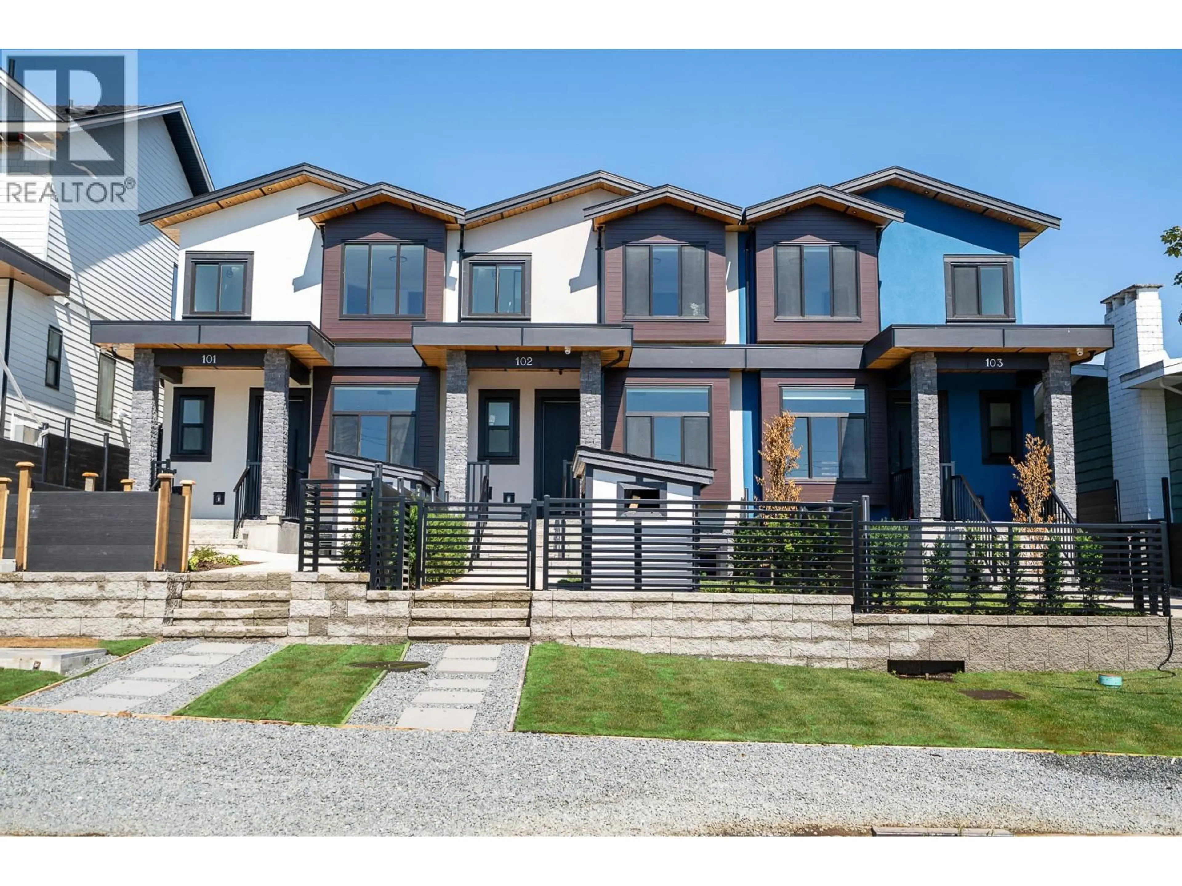Home with brick exterior material, street for 102 - 1149 DANSEY AVENUE, Coquitlam British Columbia V3K3H5