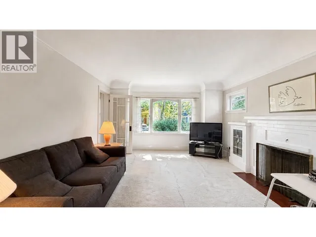 3847 23RD AVENUE, Vancouver 2