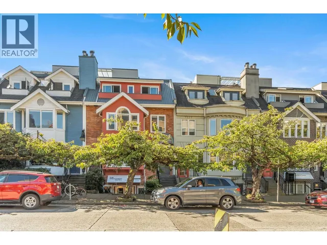 1848 1ST AVENUE, Vancouver 2