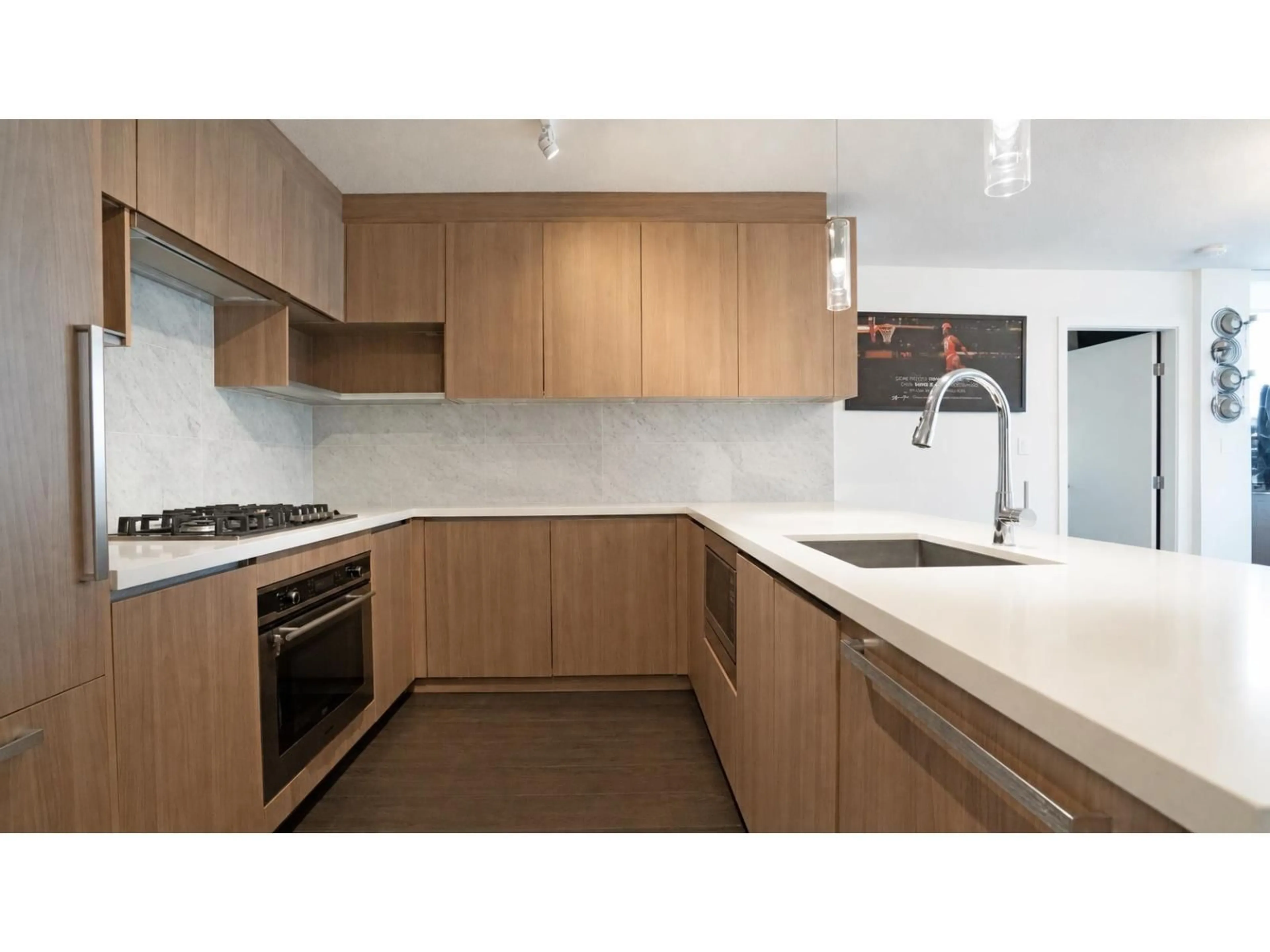 Standard kitchen, unknown for 3706 - 13750 100 AVENUE, Surrey British Columbia V3T0L3
