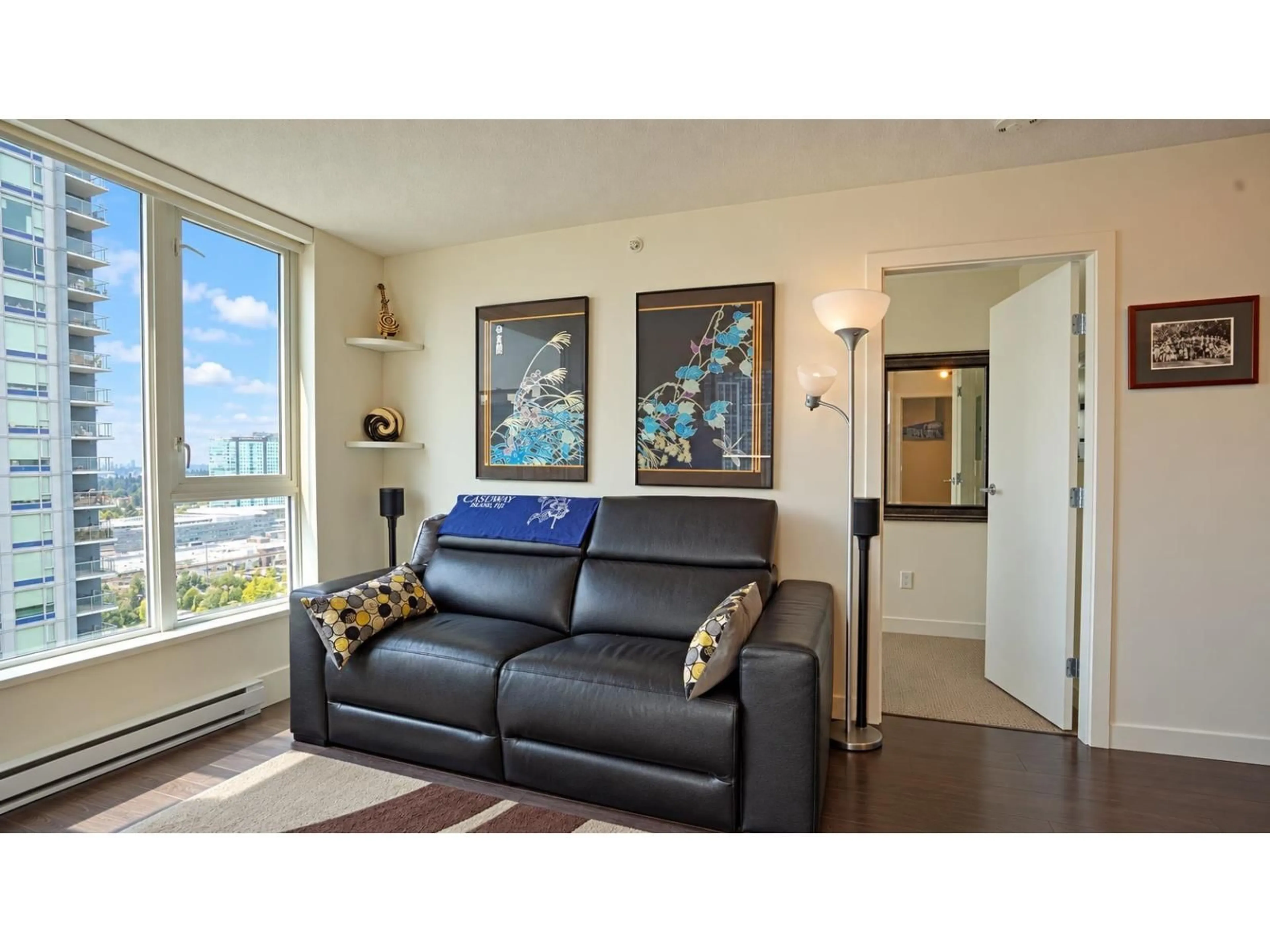 Living room with furniture, unknown for 3706 - 13750 100 AVENUE, Surrey British Columbia V3T0L3