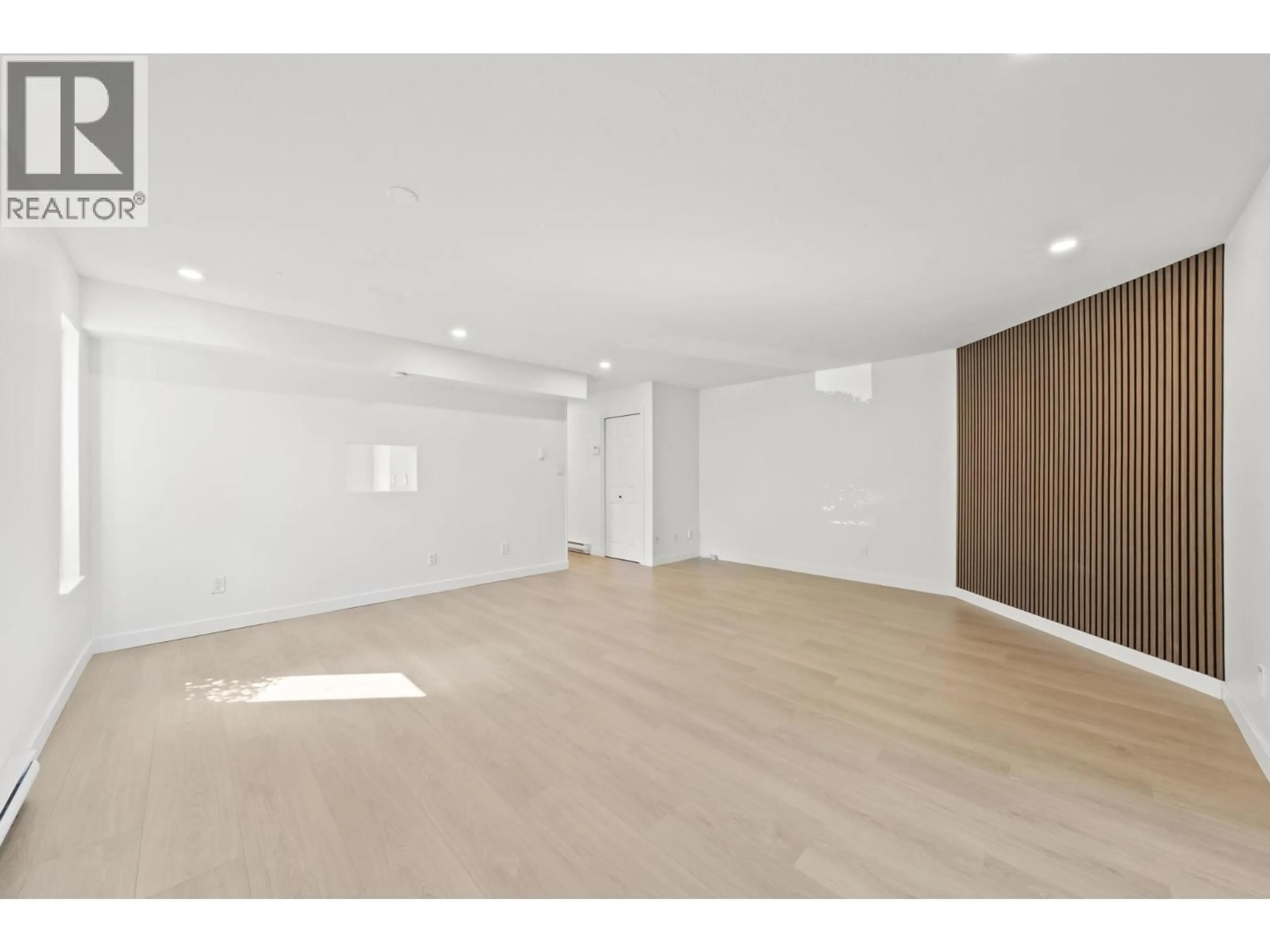 A pic of a room for 35 - 6100 TIFFANY BOULEVARD, Richmond British Columbia V7C5A8