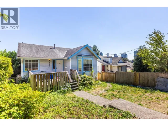 1253 JOHNSON STREET, Coquitlam 5
