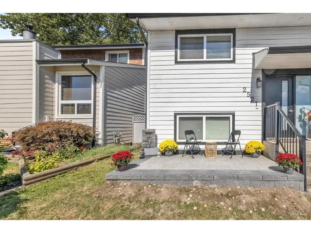 2521 WILDING CRESCENT, Langley 3