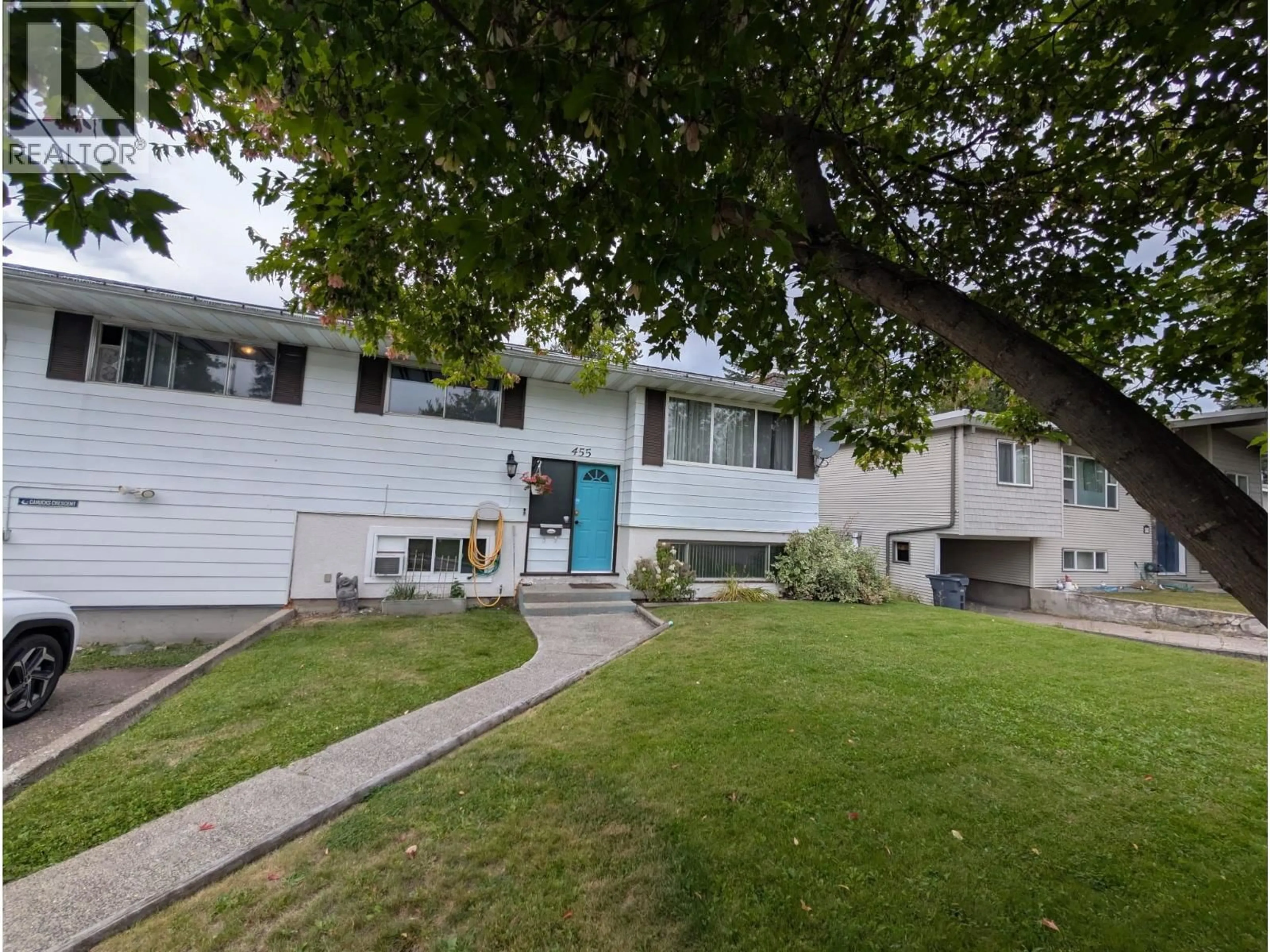 A pic from outside/outdoor area/front of a property/back of a property/a pic from drone, street for 455 PATTERSON STREET, Prince George British Columbia V2M3J3