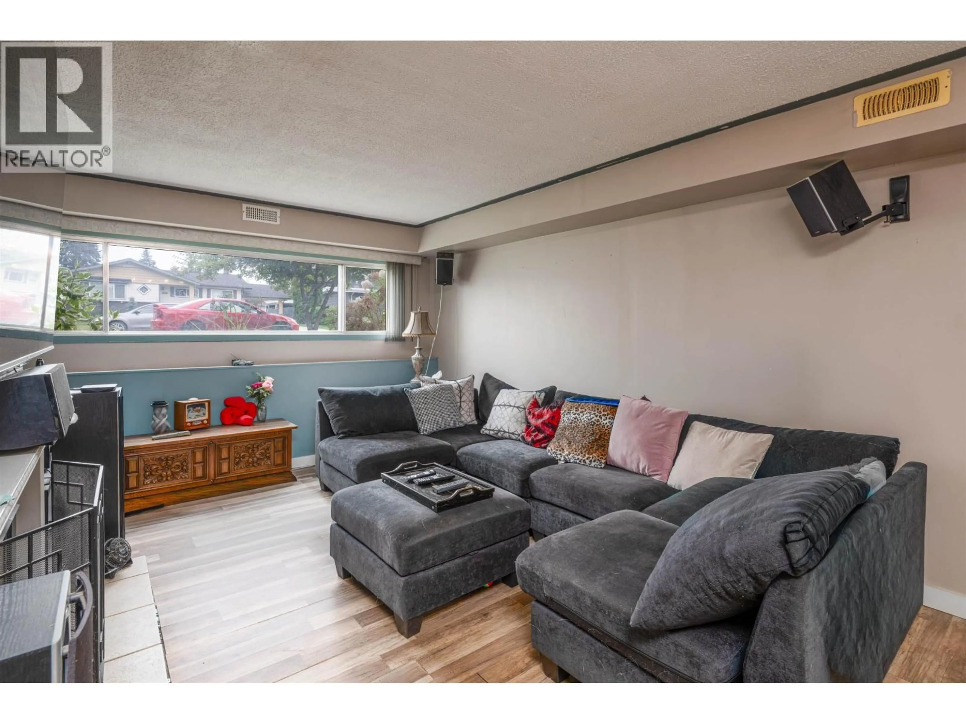 Living room with furniture, unknown for 455 PATTERSON STREET, Prince George British Columbia V2M3J3
