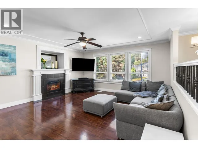 1949 TAYLOR STREET, Port Coquitlam 4
