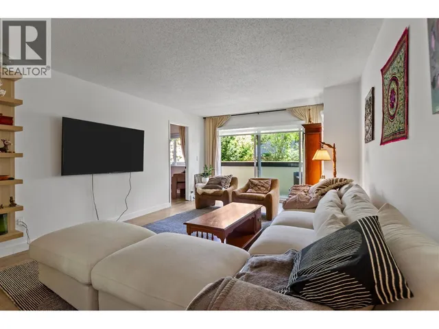 204 - 2240 WALL STREET, Vancouver 4