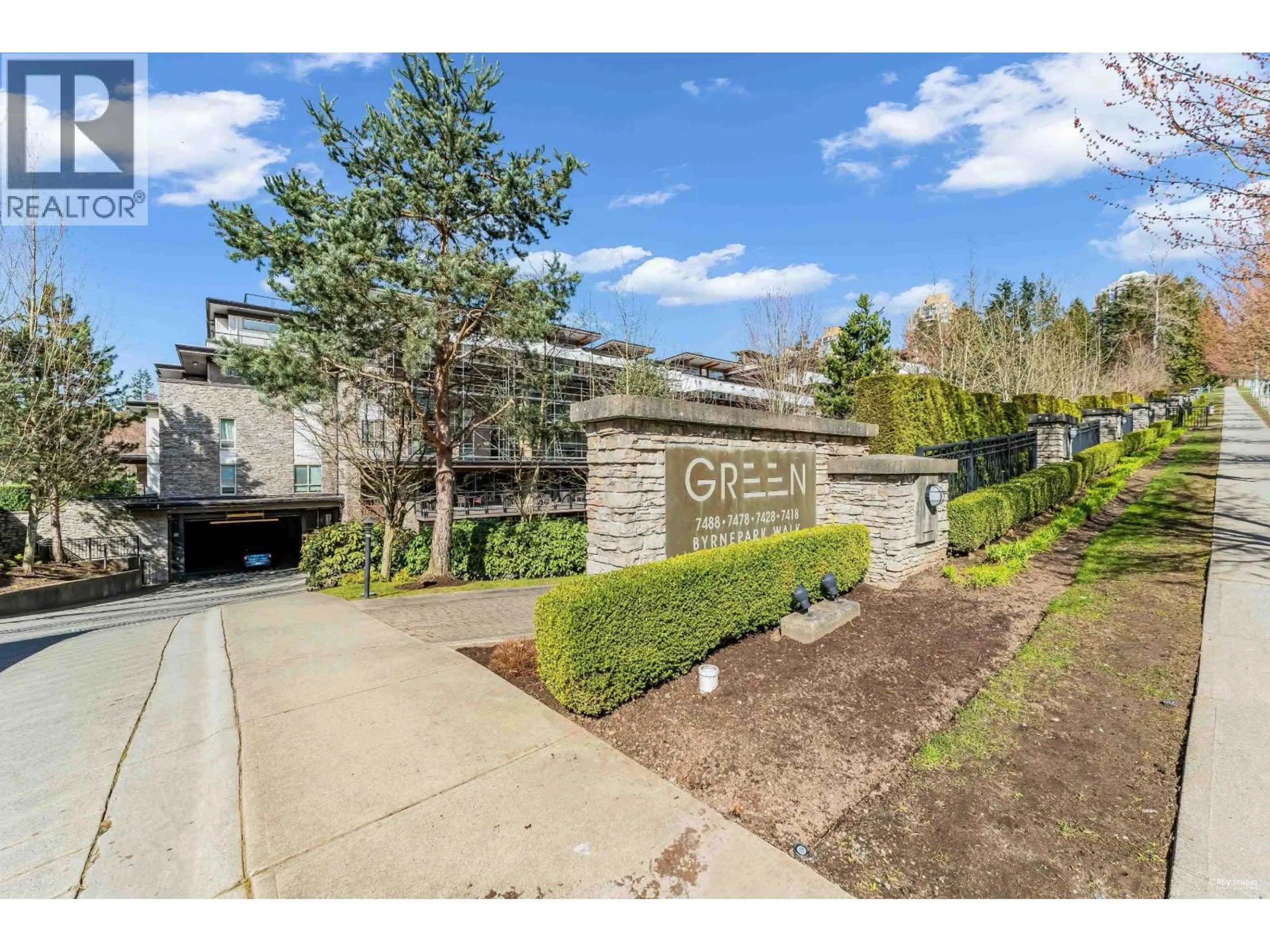 Unknown for 110 - 7488 BYRNEPARK WALK, Burnaby British Columbia V3N0B6