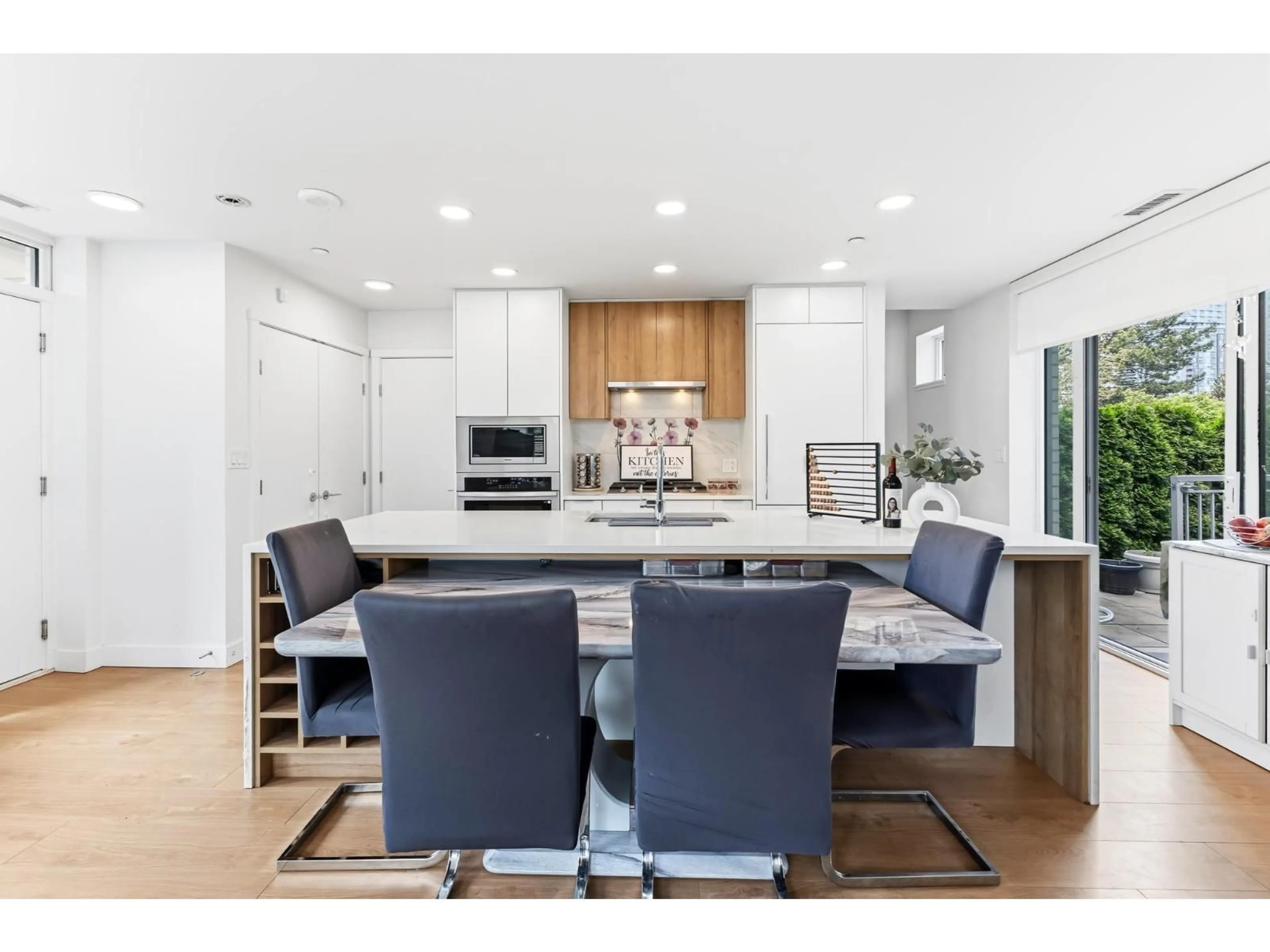 Open concept kitchen, unknown for 3 - 10160 133 STREET, Surrey British Columbia V3T0S4
