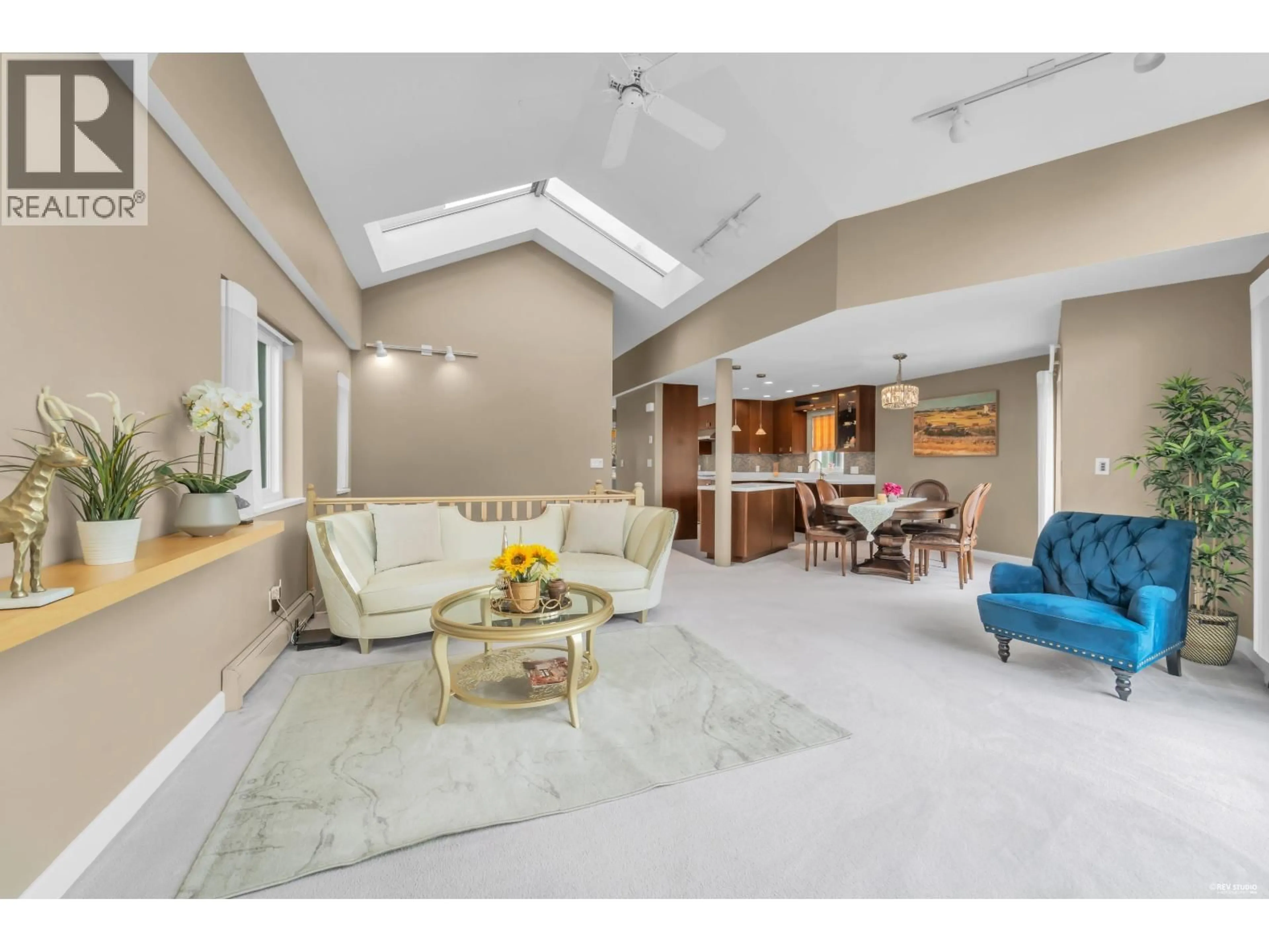 Unknown for 3675 BLENHEIM STREET, Vancouver British Columbia V6L2Y1