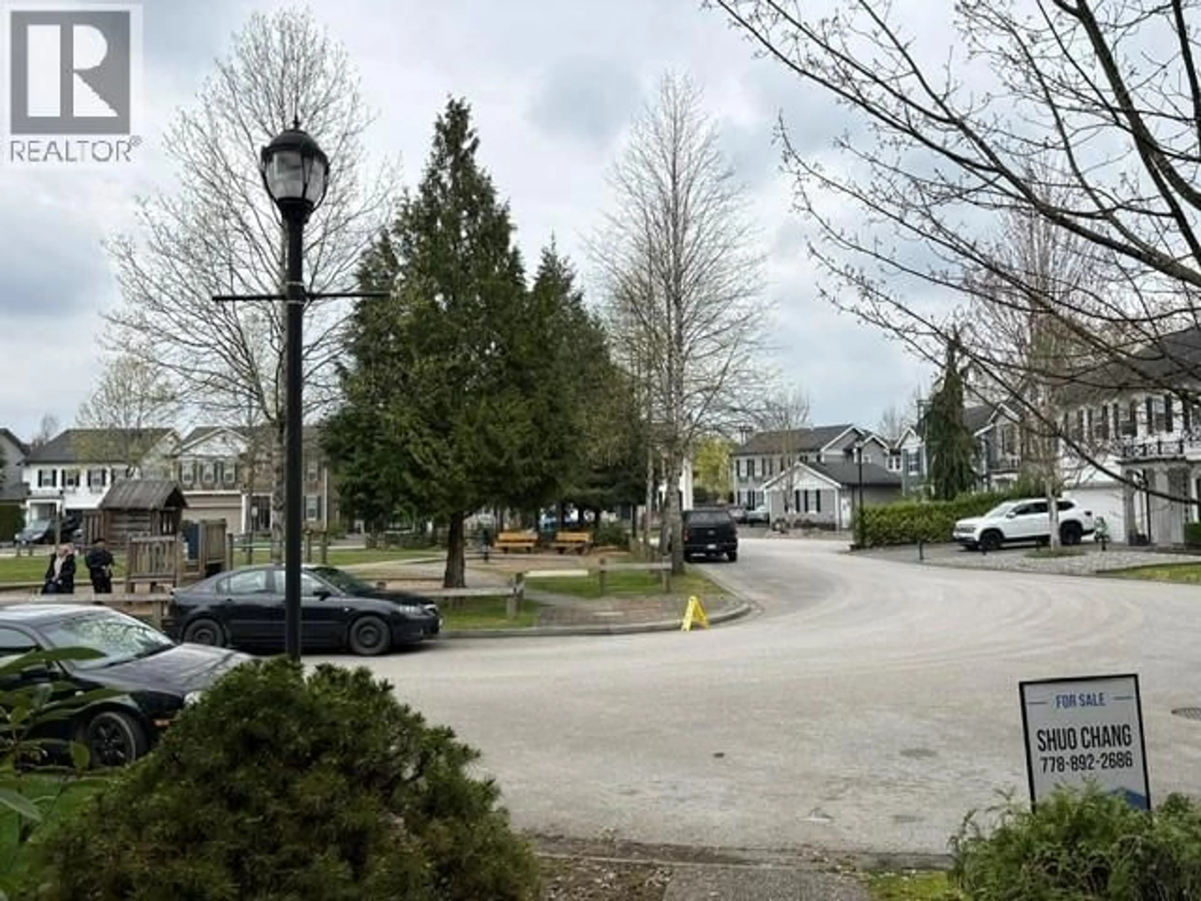Unknown for 19590 SHINGLE BOLT CRESCENT, Pitt Meadows British Columbia V3Y2W7
