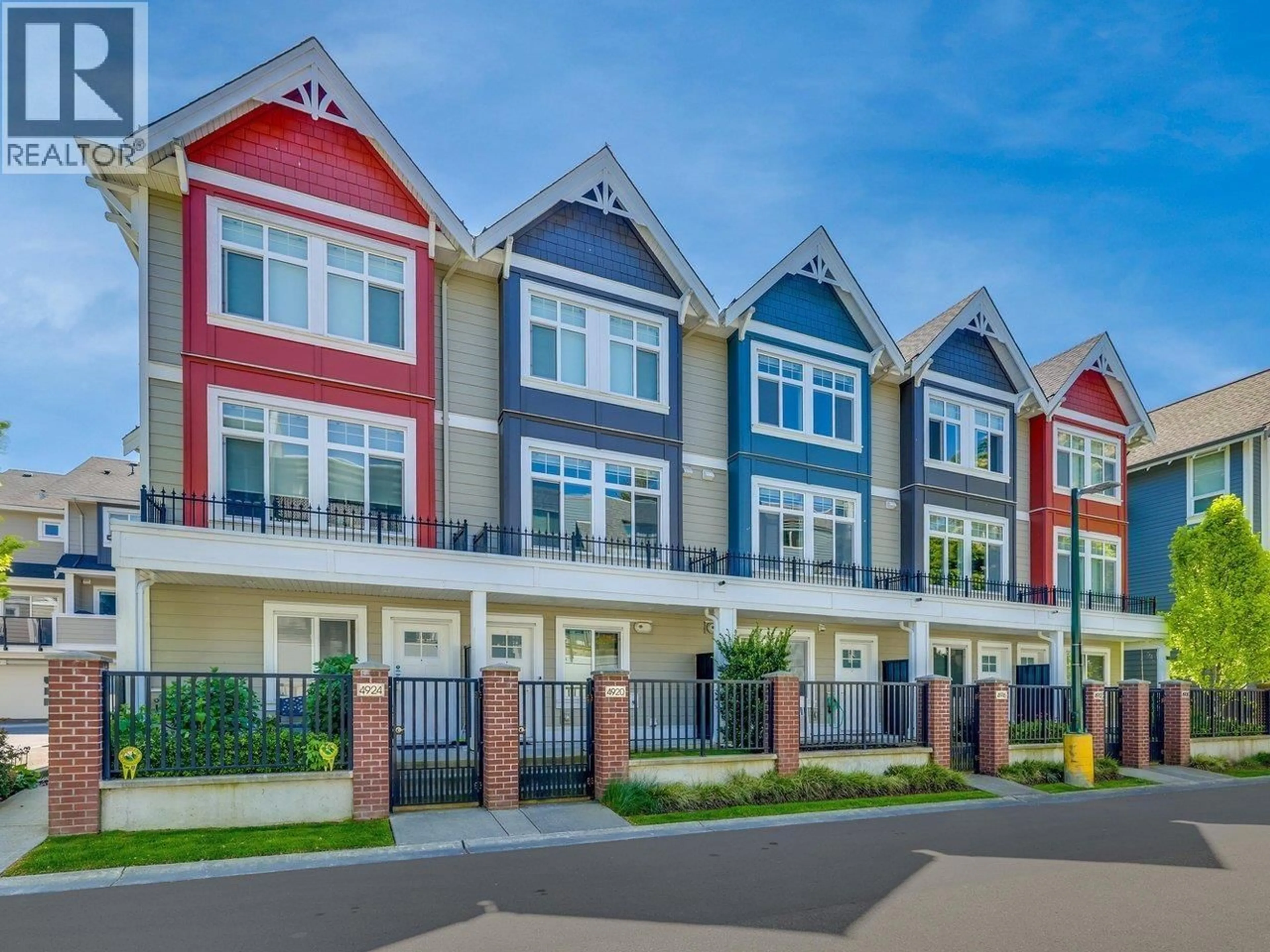 Home with vinyl exterior material, street for 4916 ELLIS LANE, Delta British Columbia V4K0E1