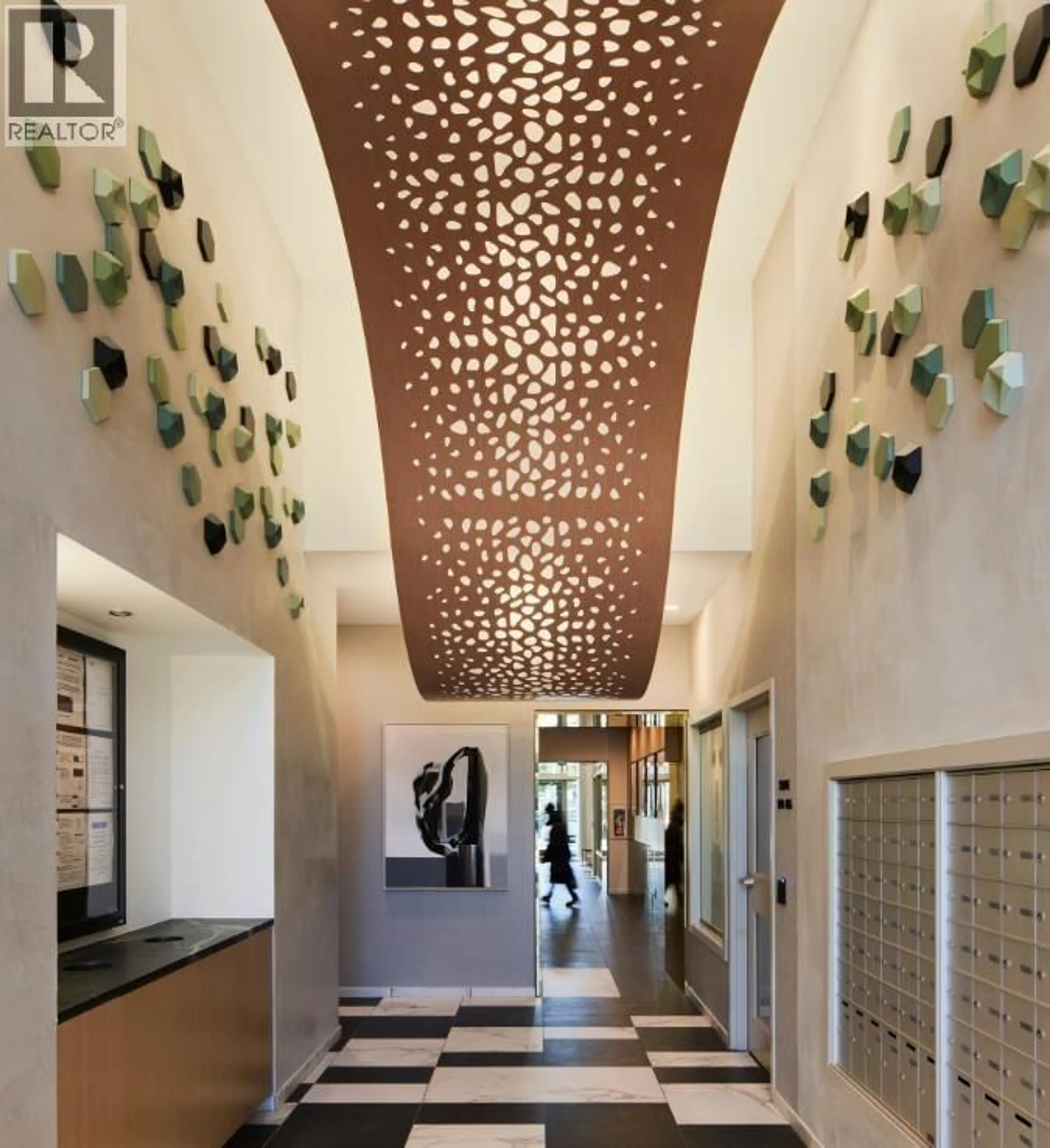 Indoor foyer for 3108 - 1283 HOWE STREET, Vancouver British Columbia V6Z0E3