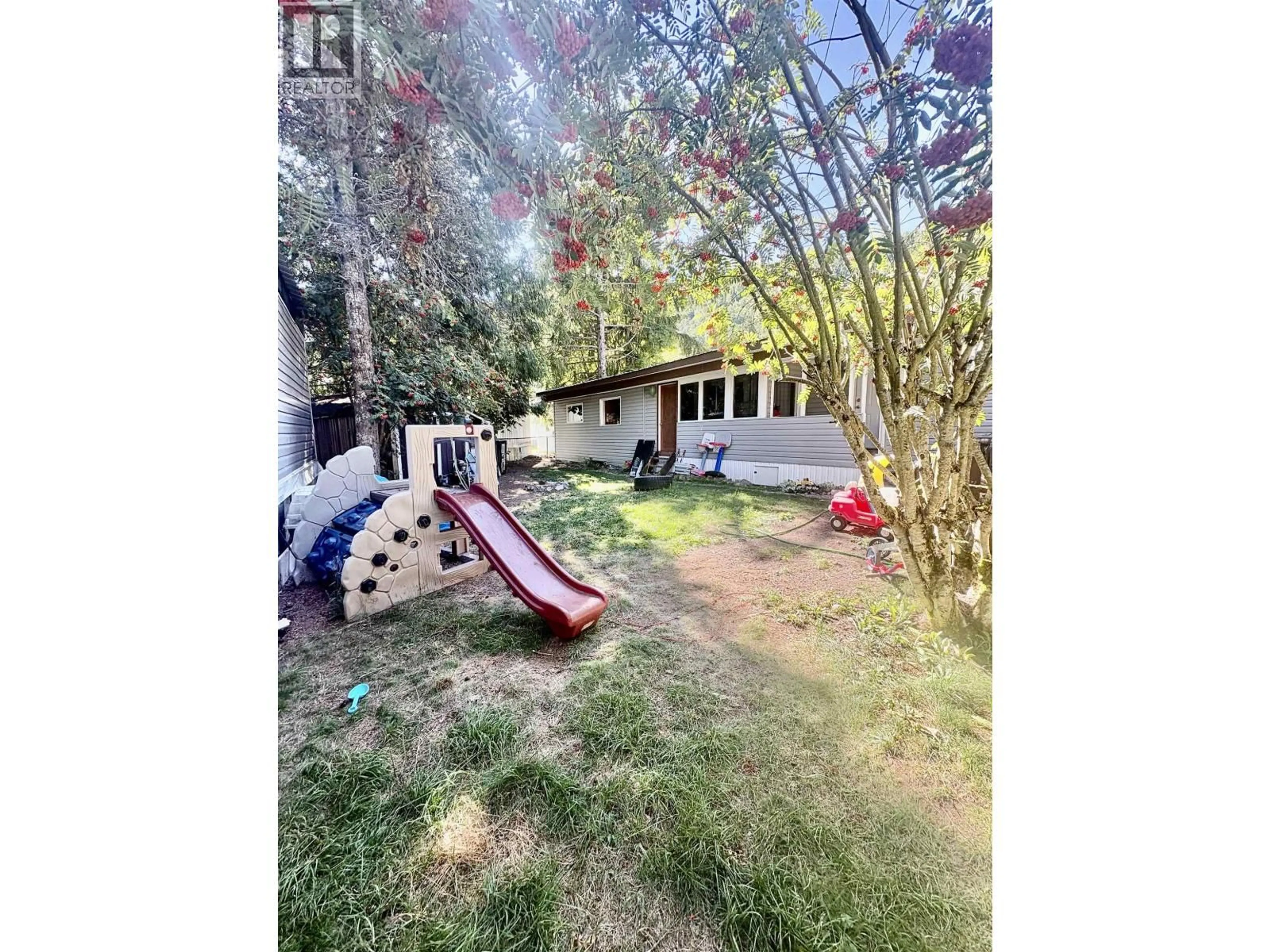 Unknown for 26 - 4619 LOWRIE AVENUE, Thornhill British Columbia V8G3X5