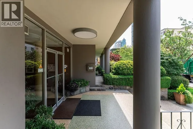 110 - 1975 PENDRELL STREET, Vancouver 3