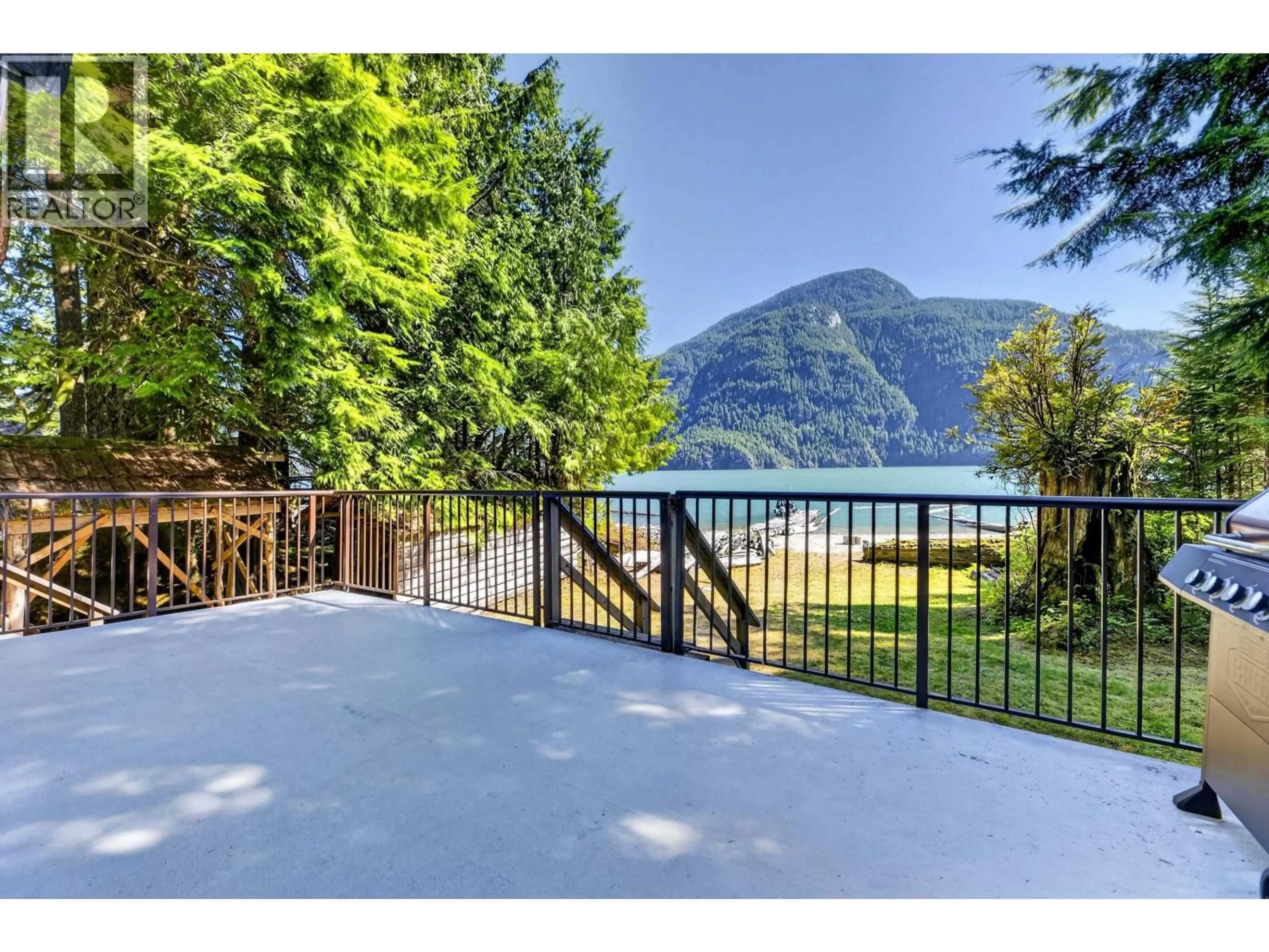 Patio, water/lake/river/ocean view for 15 DEBECK, Pitt Meadows British Columbia V3Y1Z1