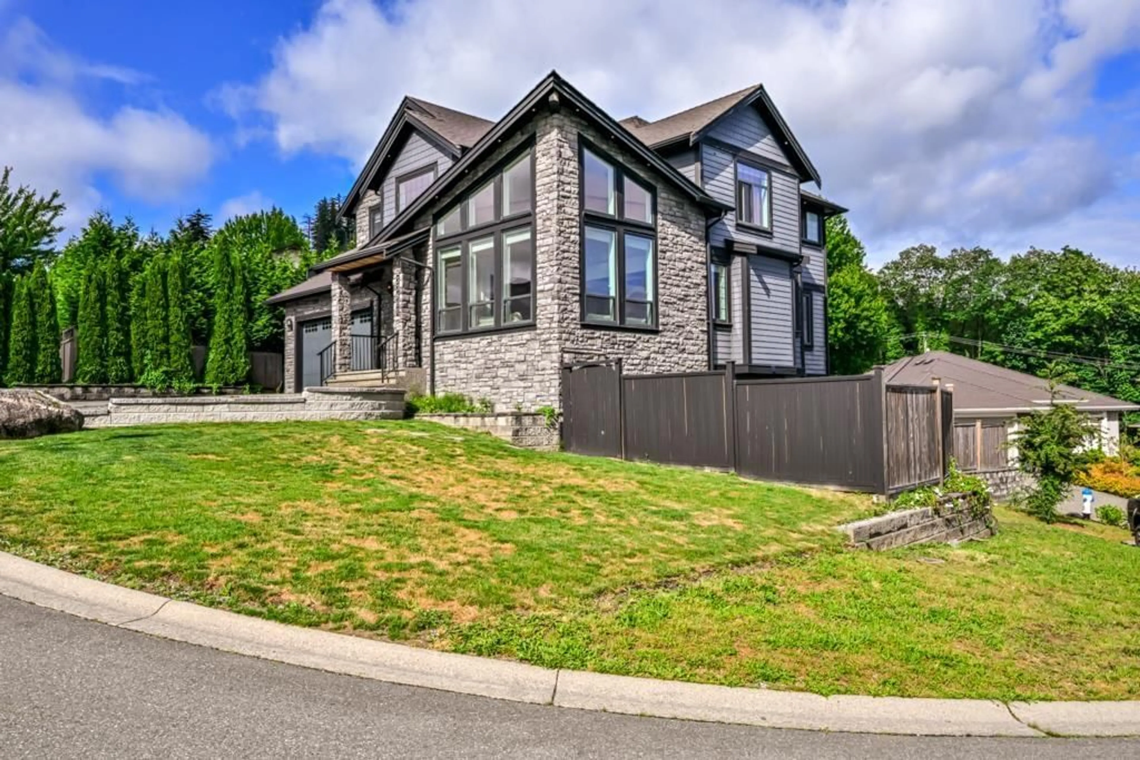 Home with brick exterior material, mountain view for 33861 MELBURN DRIVE, Mission British Columbia V2V7S2