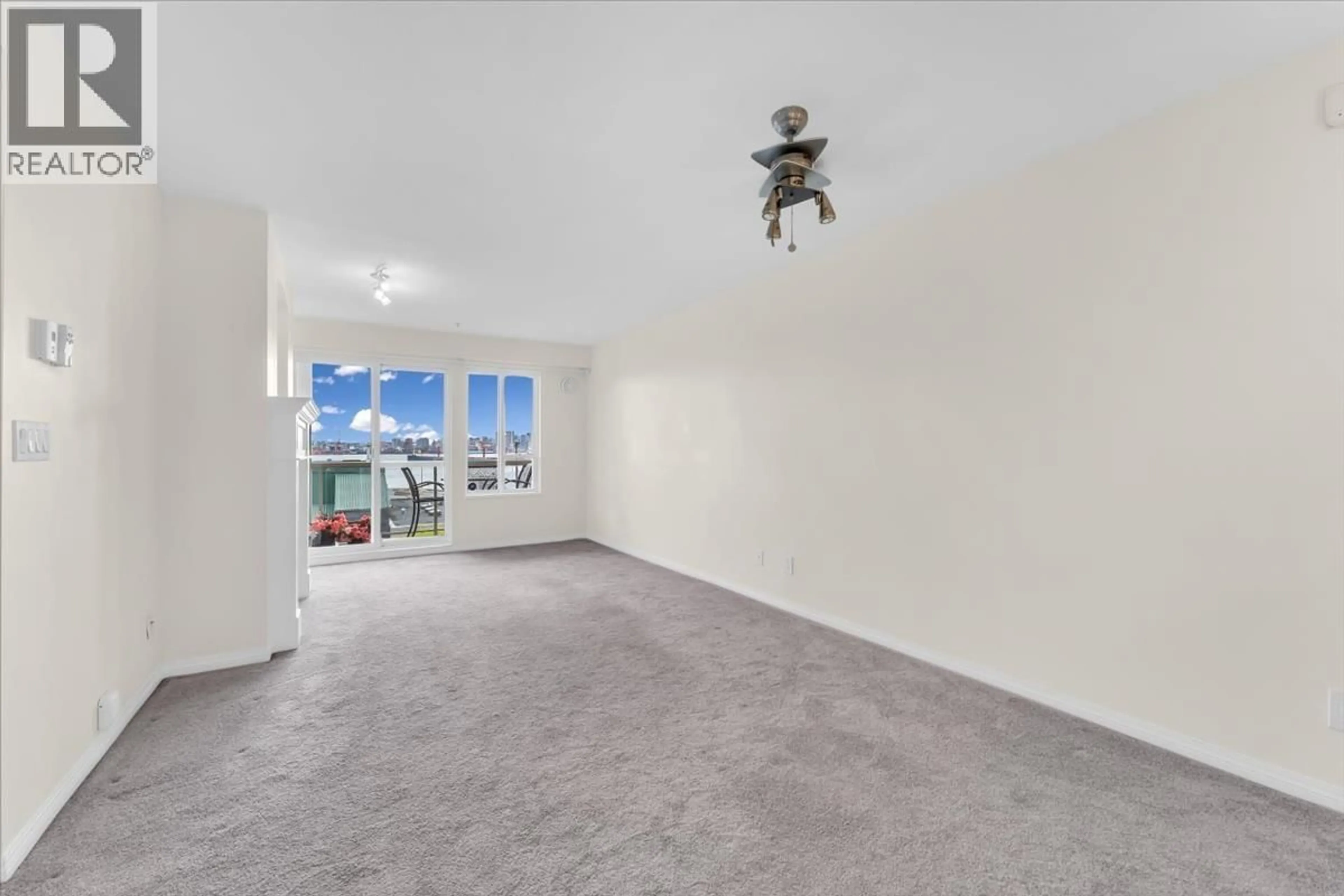 A pic of a room for 208 - 333 1ST STREET, North Vancouver British Columbia V7L4W9