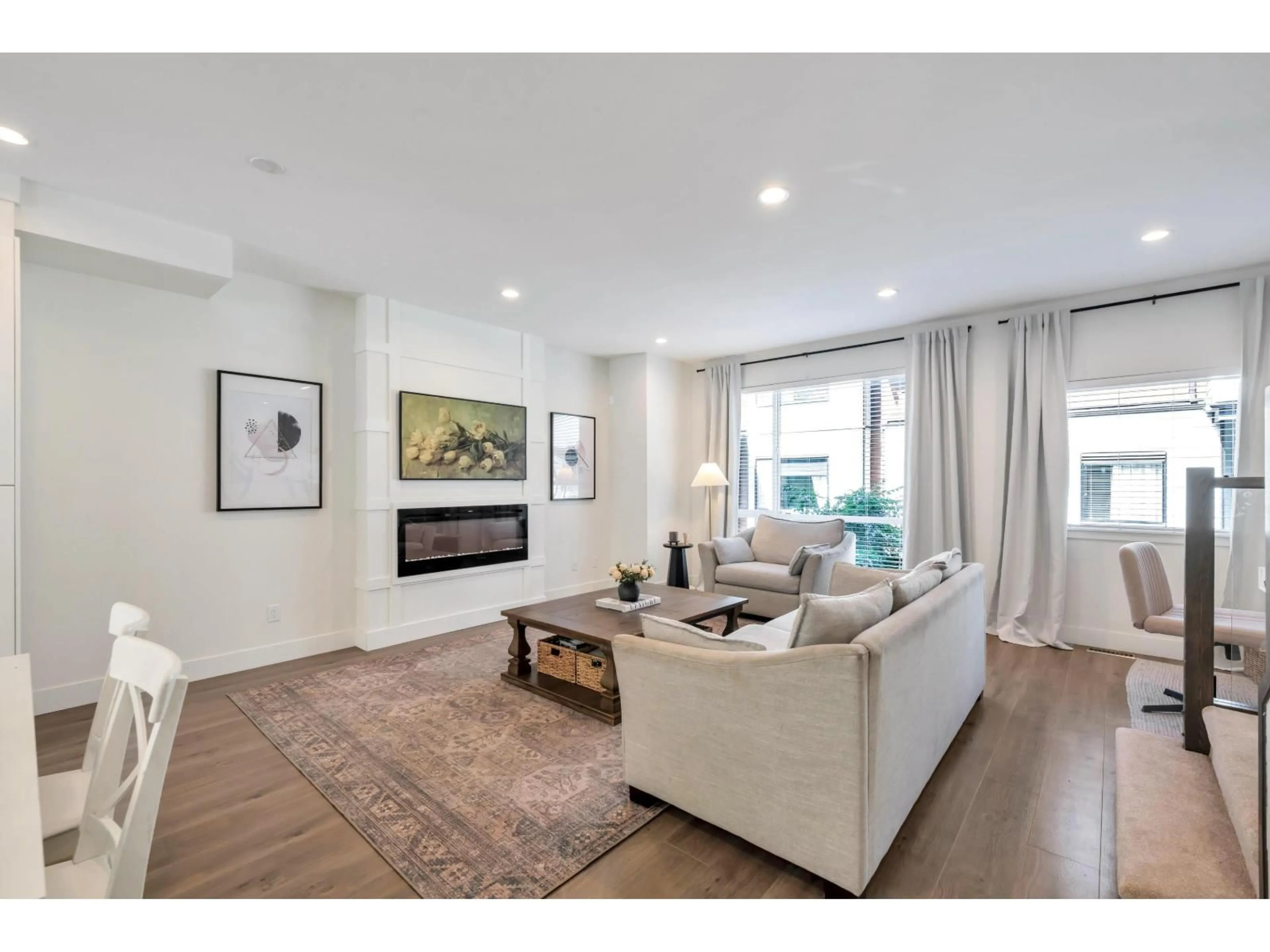 Living room with furniture, unknown for 44 - 15688 28 AVENUE, Surrey British Columbia V3Z0N1