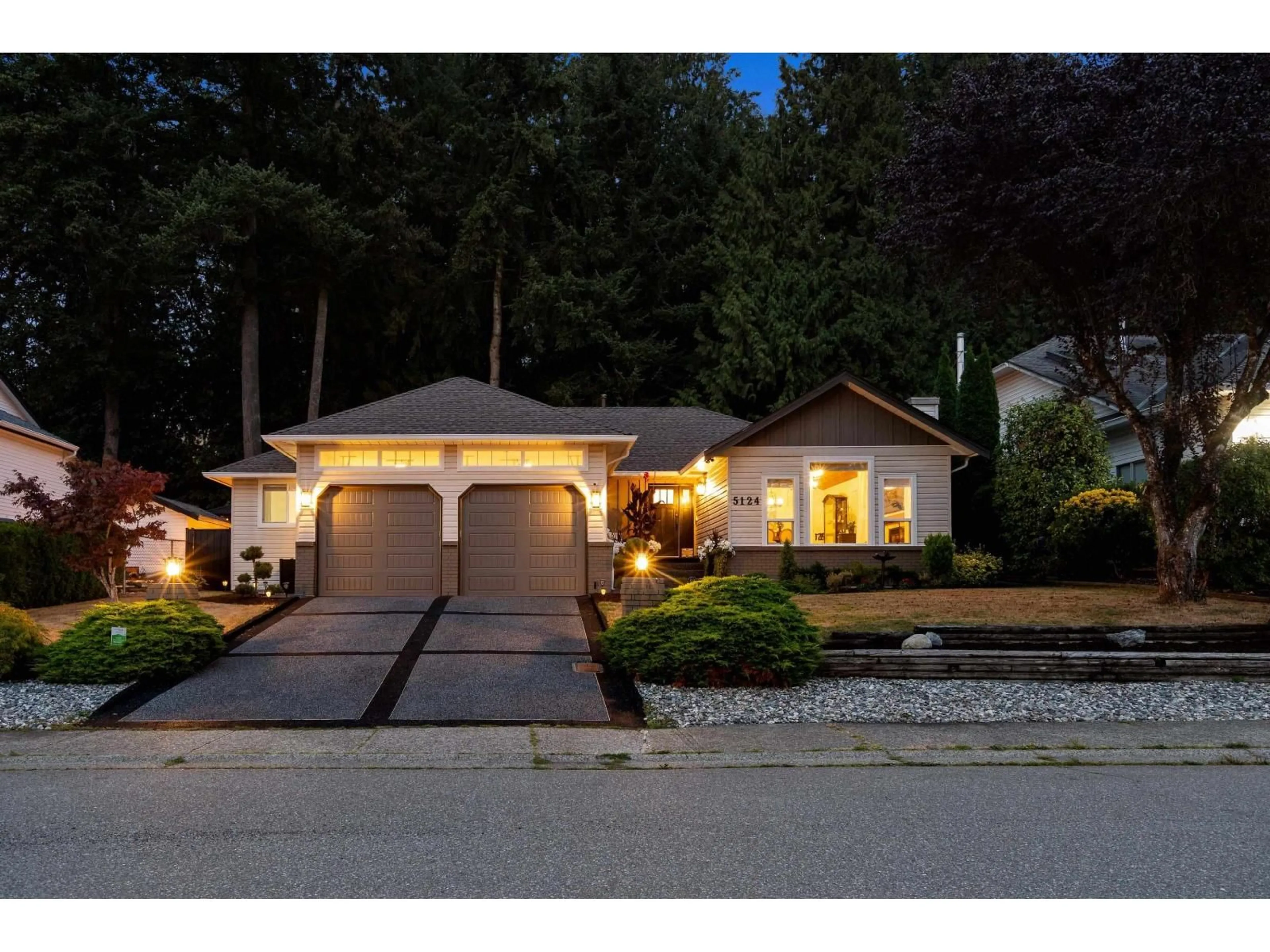 Unknown for 5124 219A STREET, Langley British Columbia V3A8P8