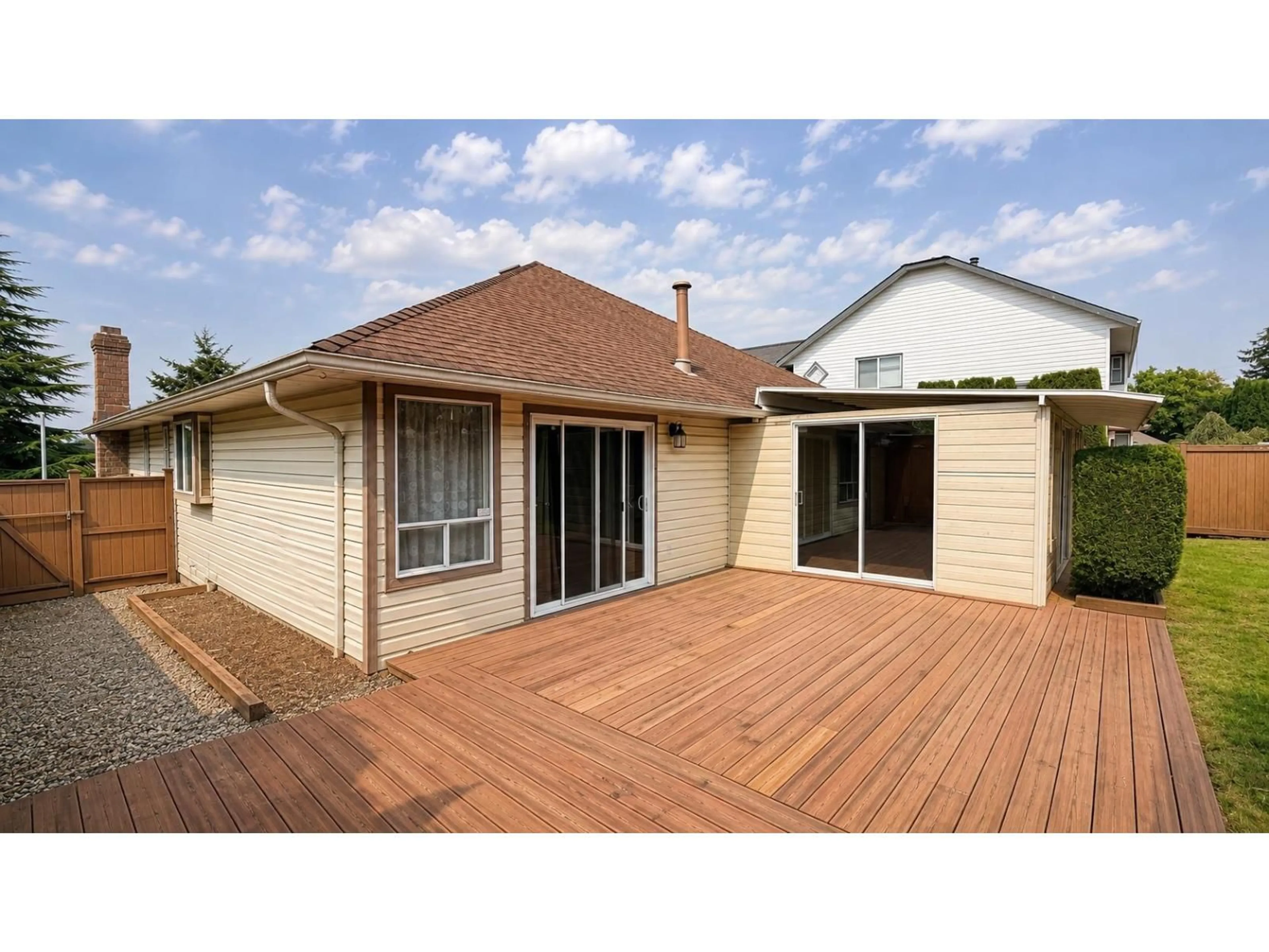 Home with vinyl exterior material, street for 6470 179A STREET, Surrey British Columbia V3S7J9