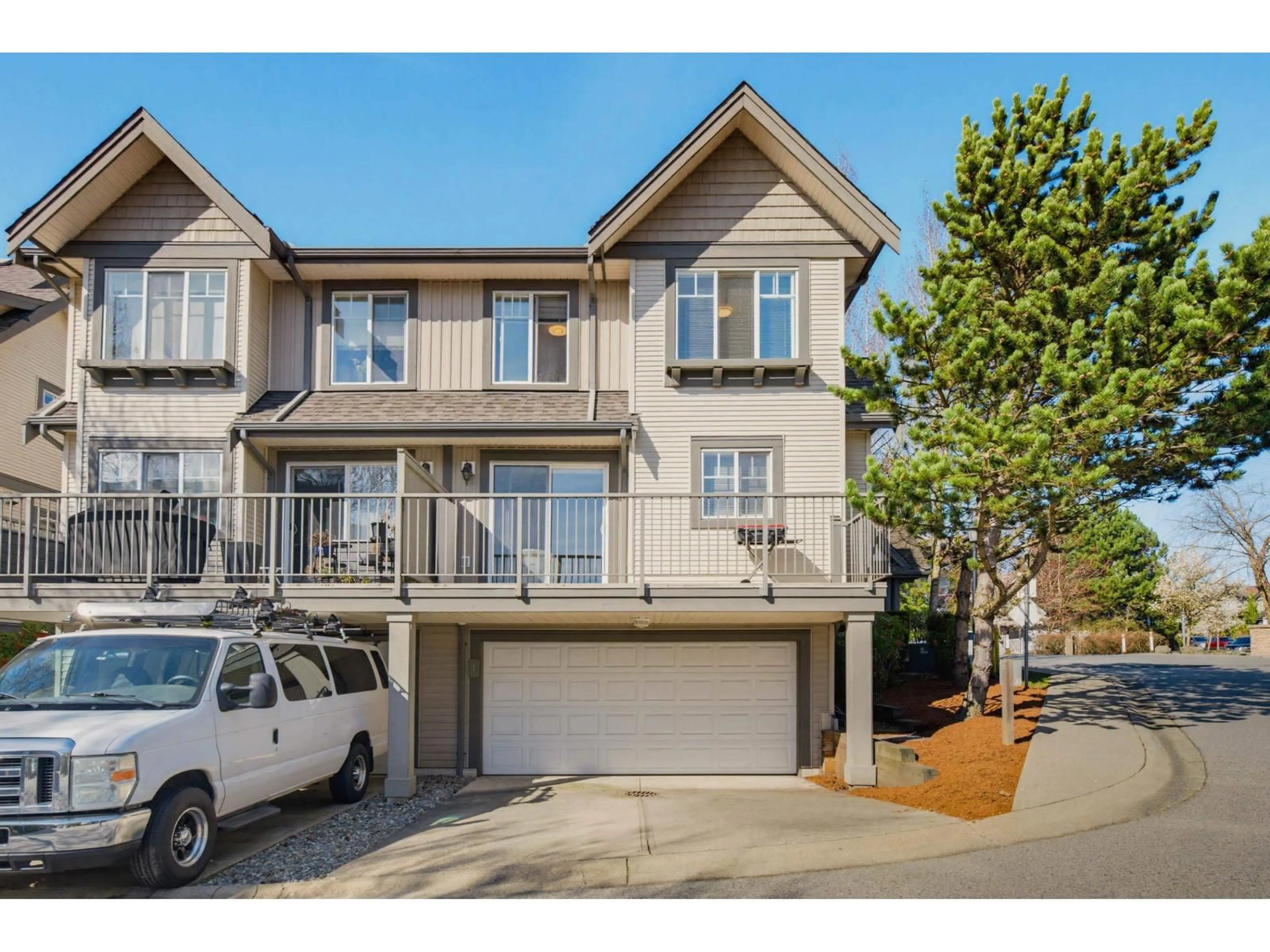 Unknown for 1 - 20038 70 AVENUE, Langley British Columbia V2Y0B4