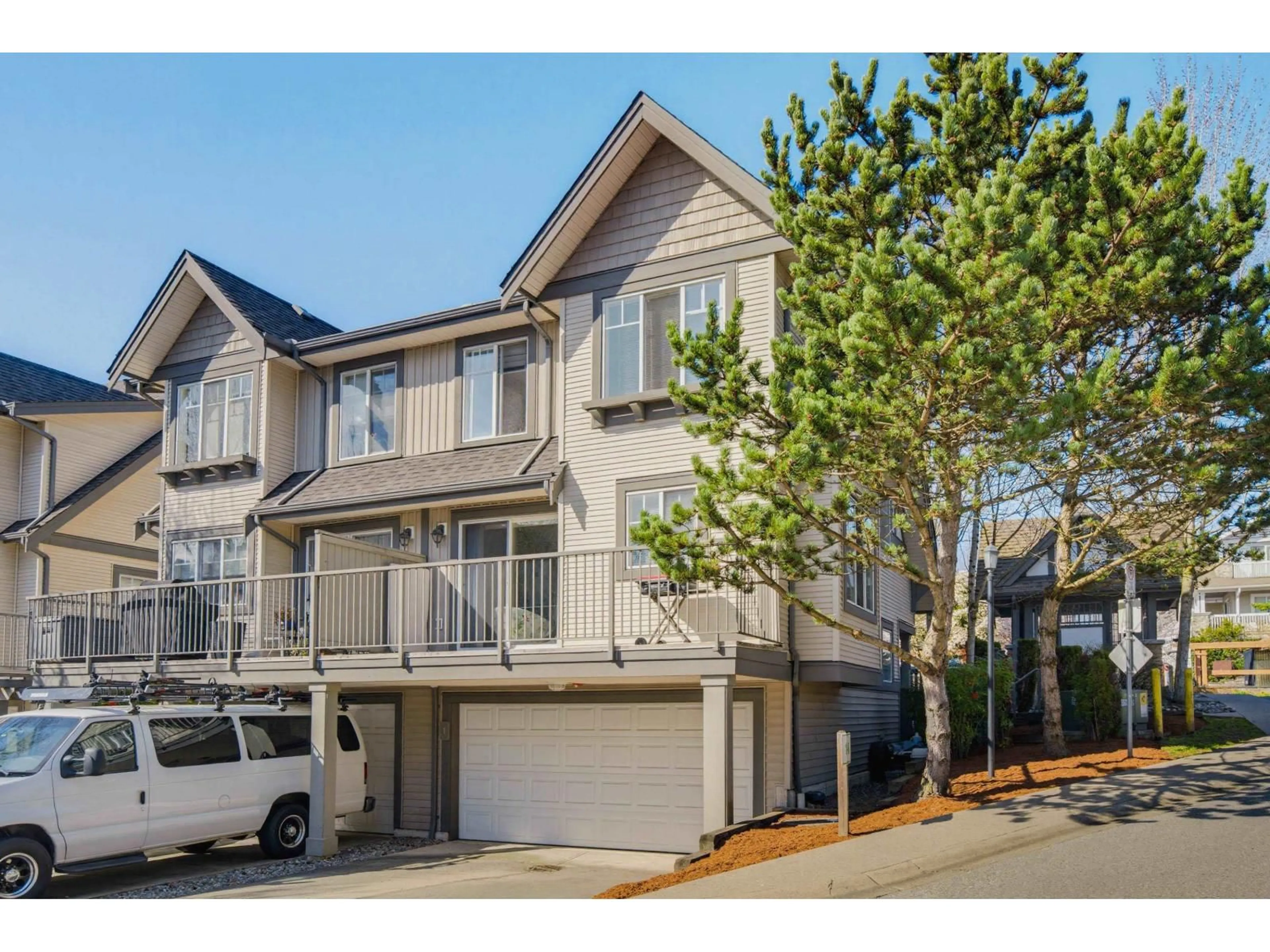 Unknown for 1 - 20038 70 AVENUE, Langley British Columbia V2Y0B4