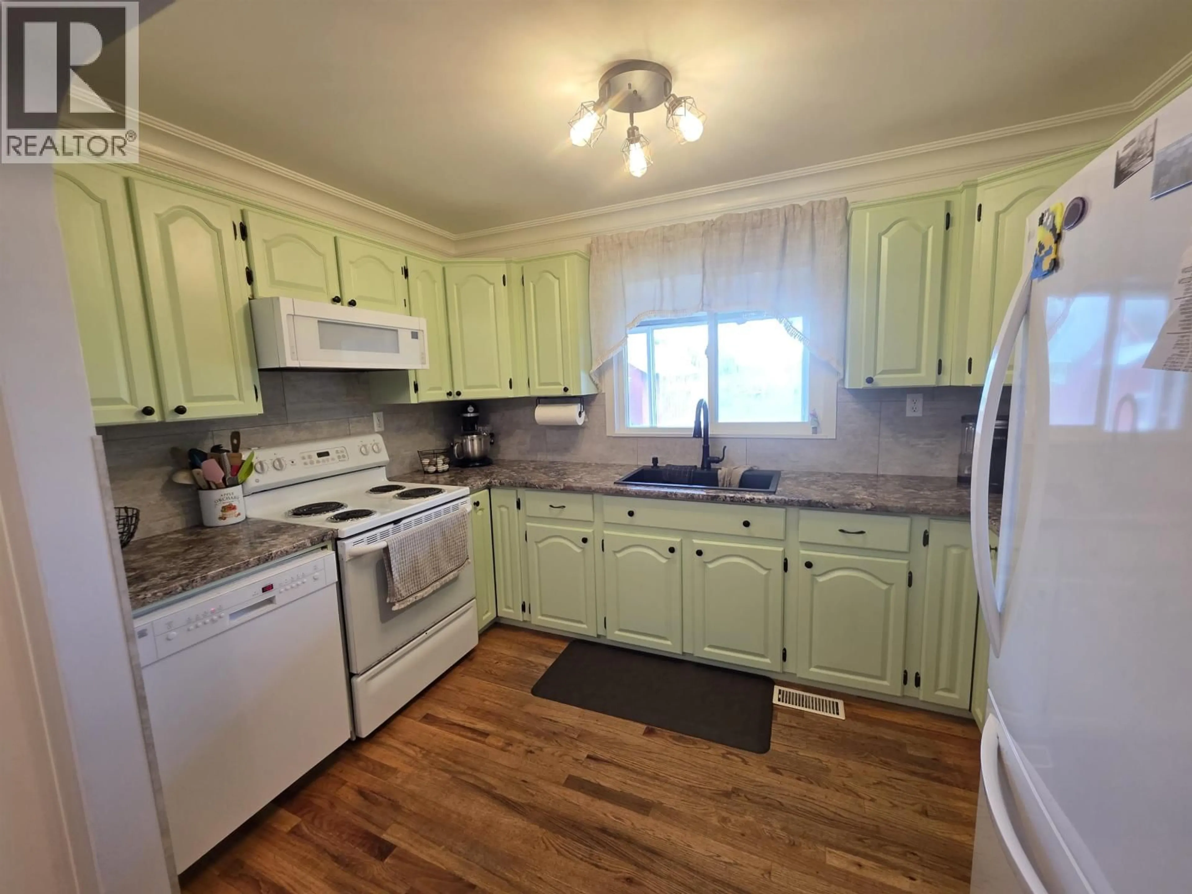 Standard kitchen, unknown for 15337 MAPES ROAD, Vanderhoof British Columbia V0J3A1