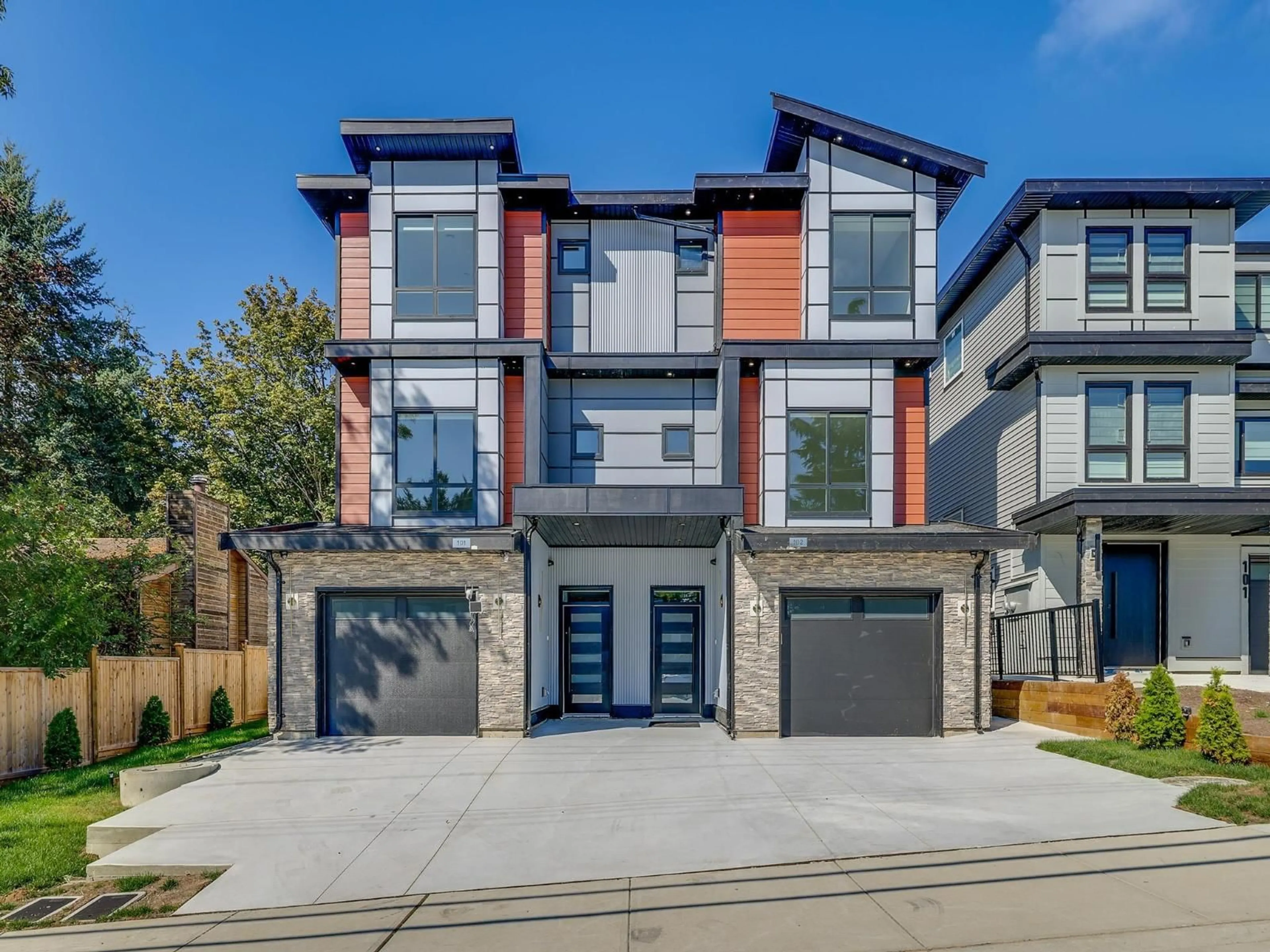 Home with brick exterior material, street for 101 - 5737 172 STREET, Surrey British Columbia V3S3Z4
